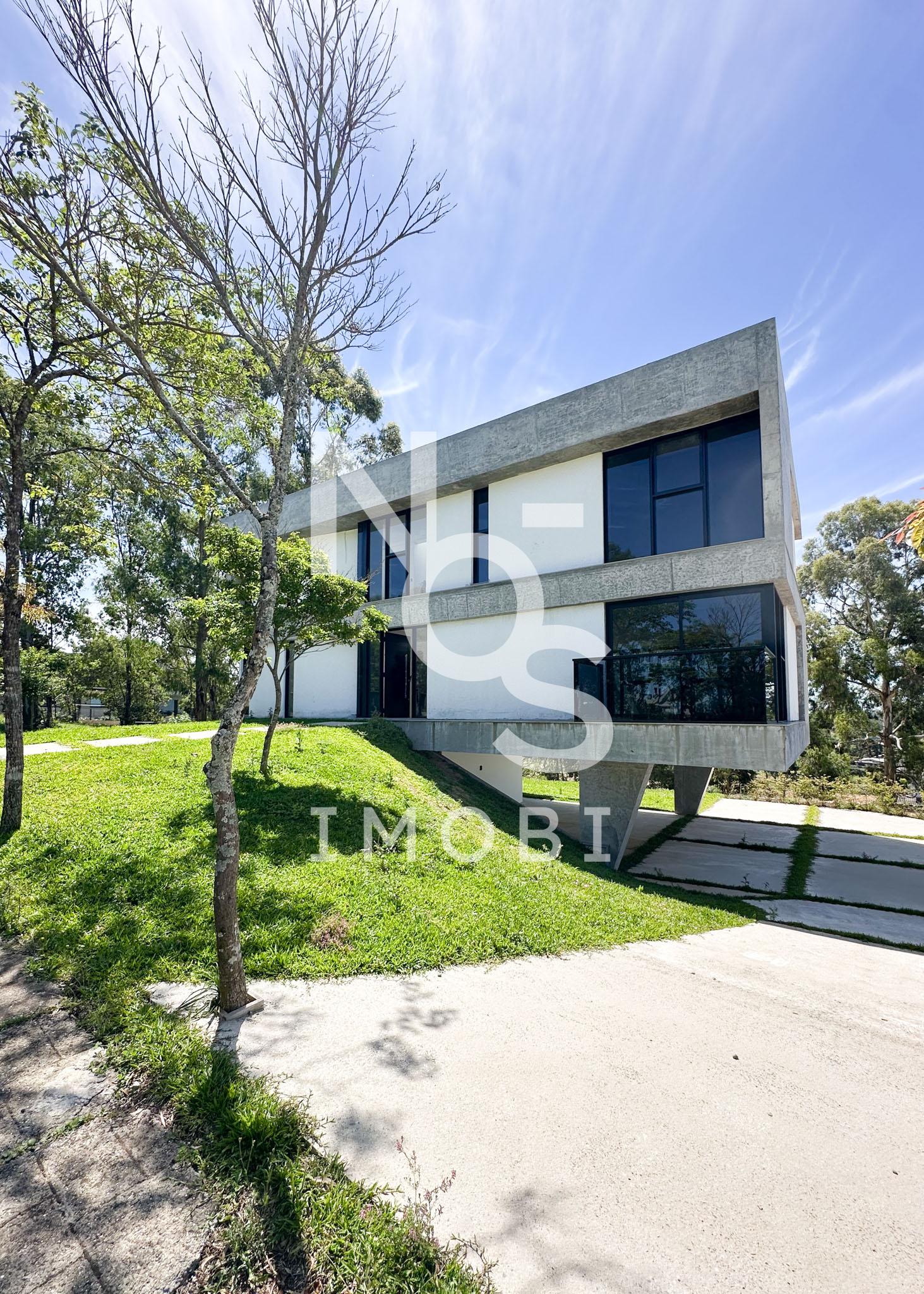 Casa ? venda com 04 su?tes em constru??o - Bairro S?o Ciro