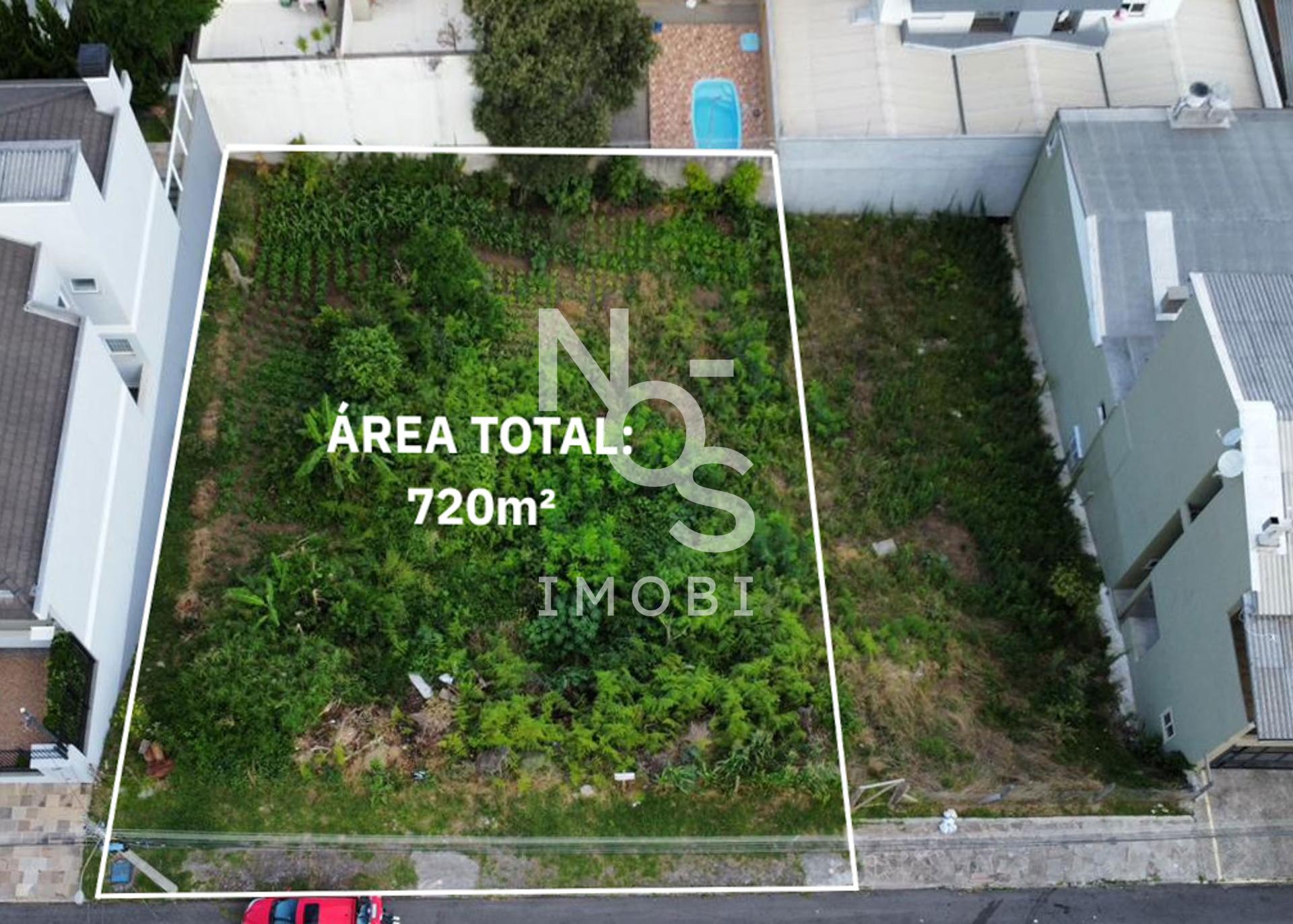 Terreno à venda 720m  - Localizado no Bairro Santa Catarina