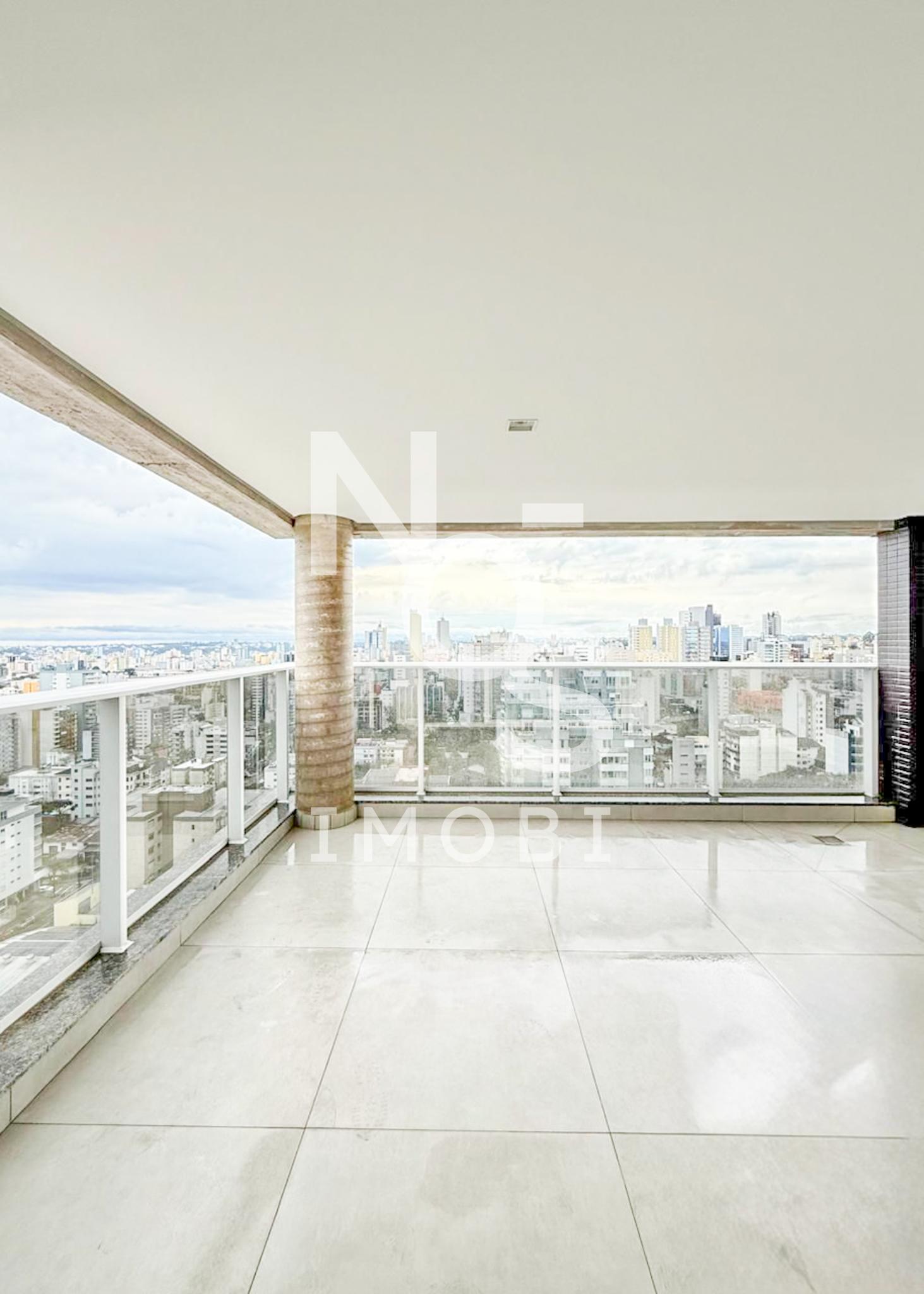 Apartamento com 03 dormit?rios sendo 03 su?tes - Panazzolo