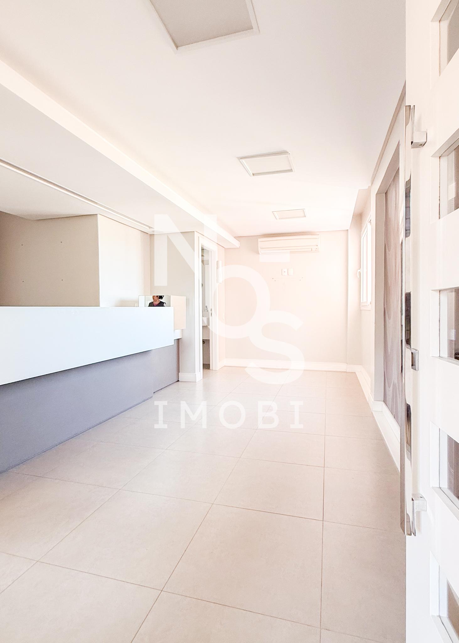 Sala comercial com 03 banheiros localizado no bairro Centro