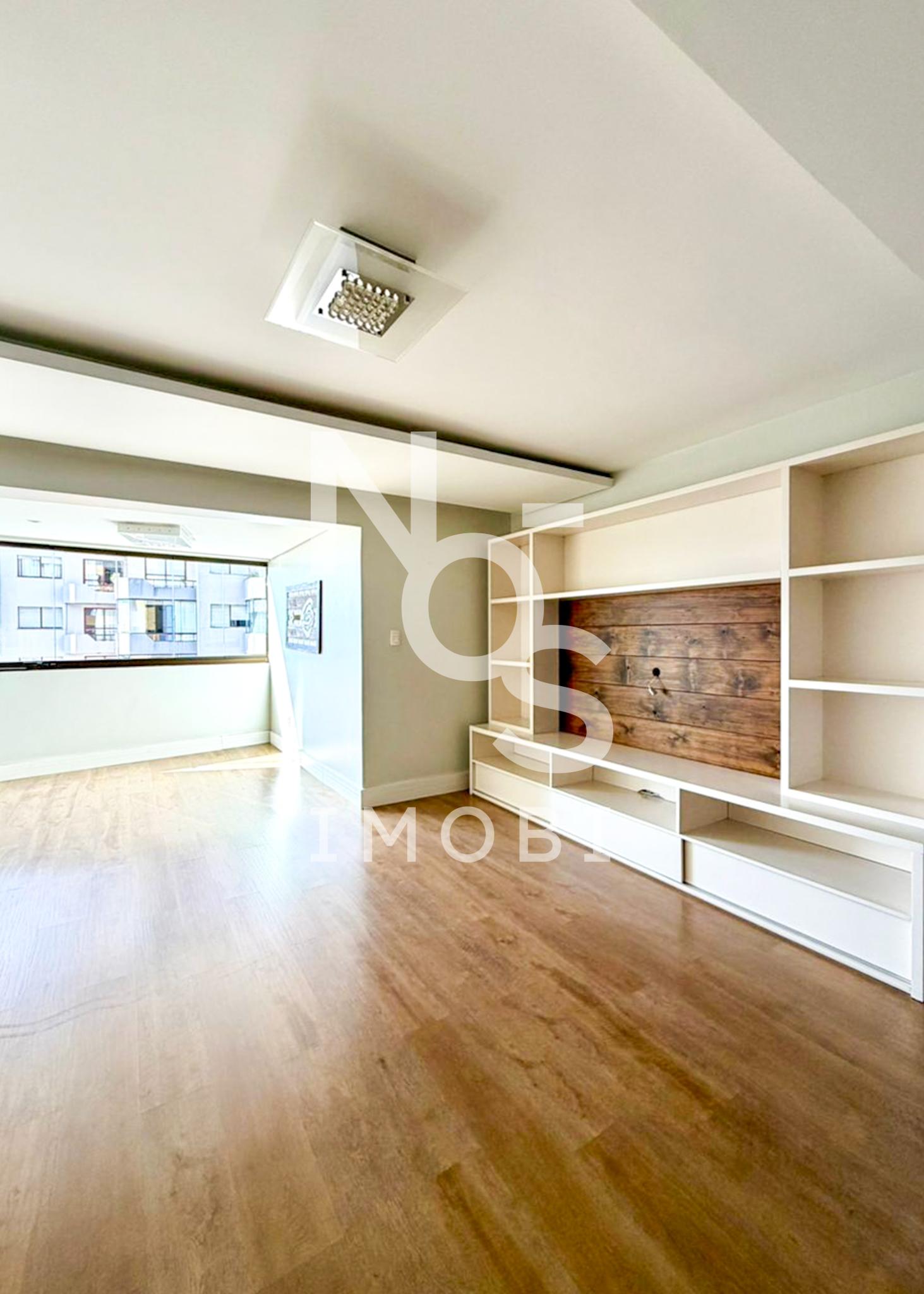 Apartamento com 03 dormit?rios sendo 1 su?te - S?o Pelegrino