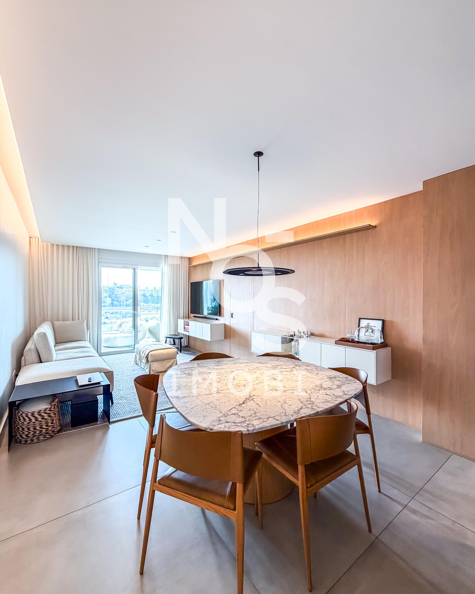 Apartamento mobiliado com 02 dormitórios à venda no bairro Uni...