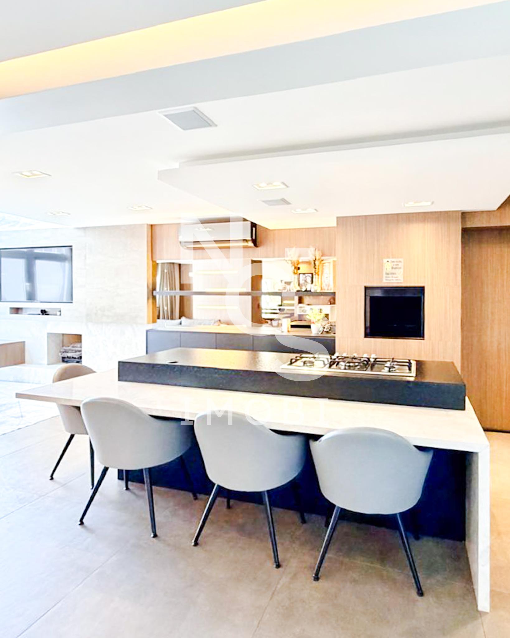 Apartamento mobiliado com 02 su?tes ? venda em Caxias do Sul -...