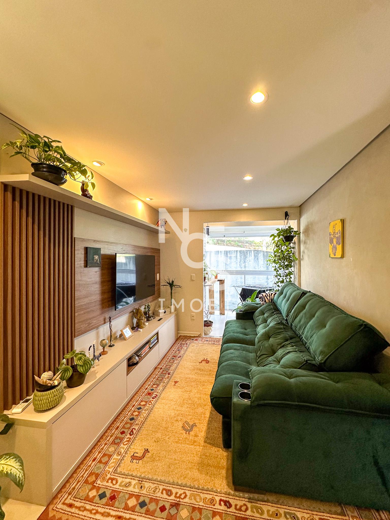 Apartamento com 2 dormit?rios ? venda em Caxias do Sul  Vinhedos