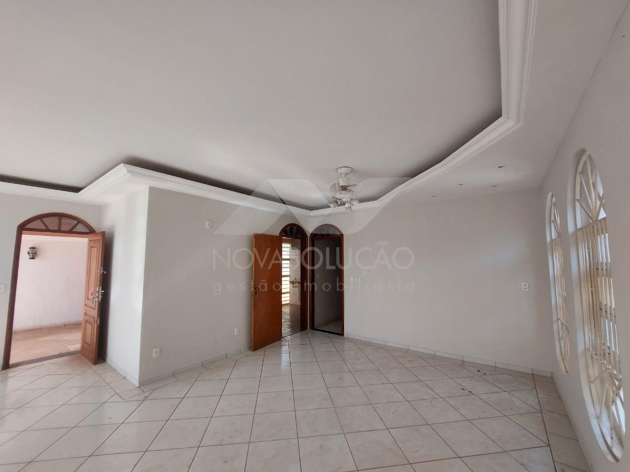 Casa com 3 dormitrios  venda, VILA JACON, LIMEIRA - SP