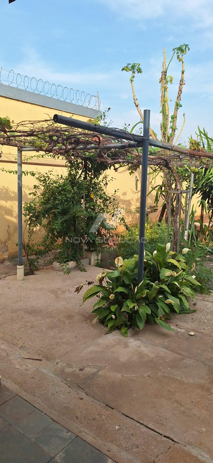 Casa com 2 dormitrios  venda, Vila Claudia, LIMEIRA - SP