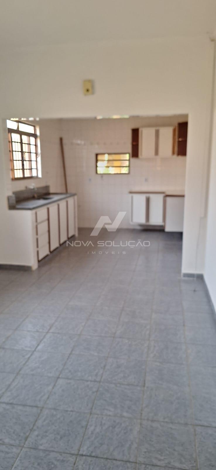 Casa com 2 dormitrios  venda, Vila Claudia, LIMEIRA - SP