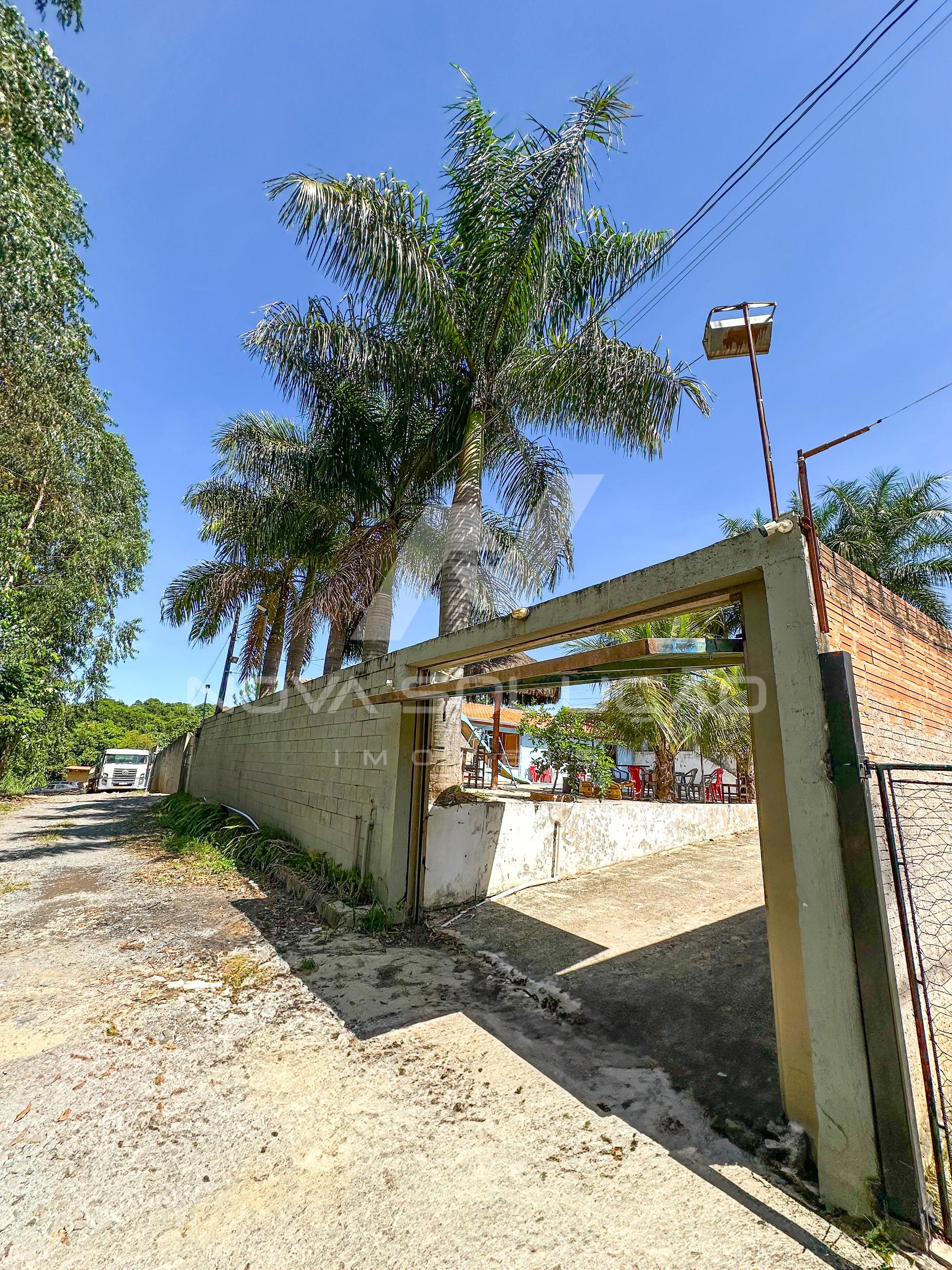 Chcara com 4 dormitrios  venda, Bairro Dos Pires, LIMEIRA - SP