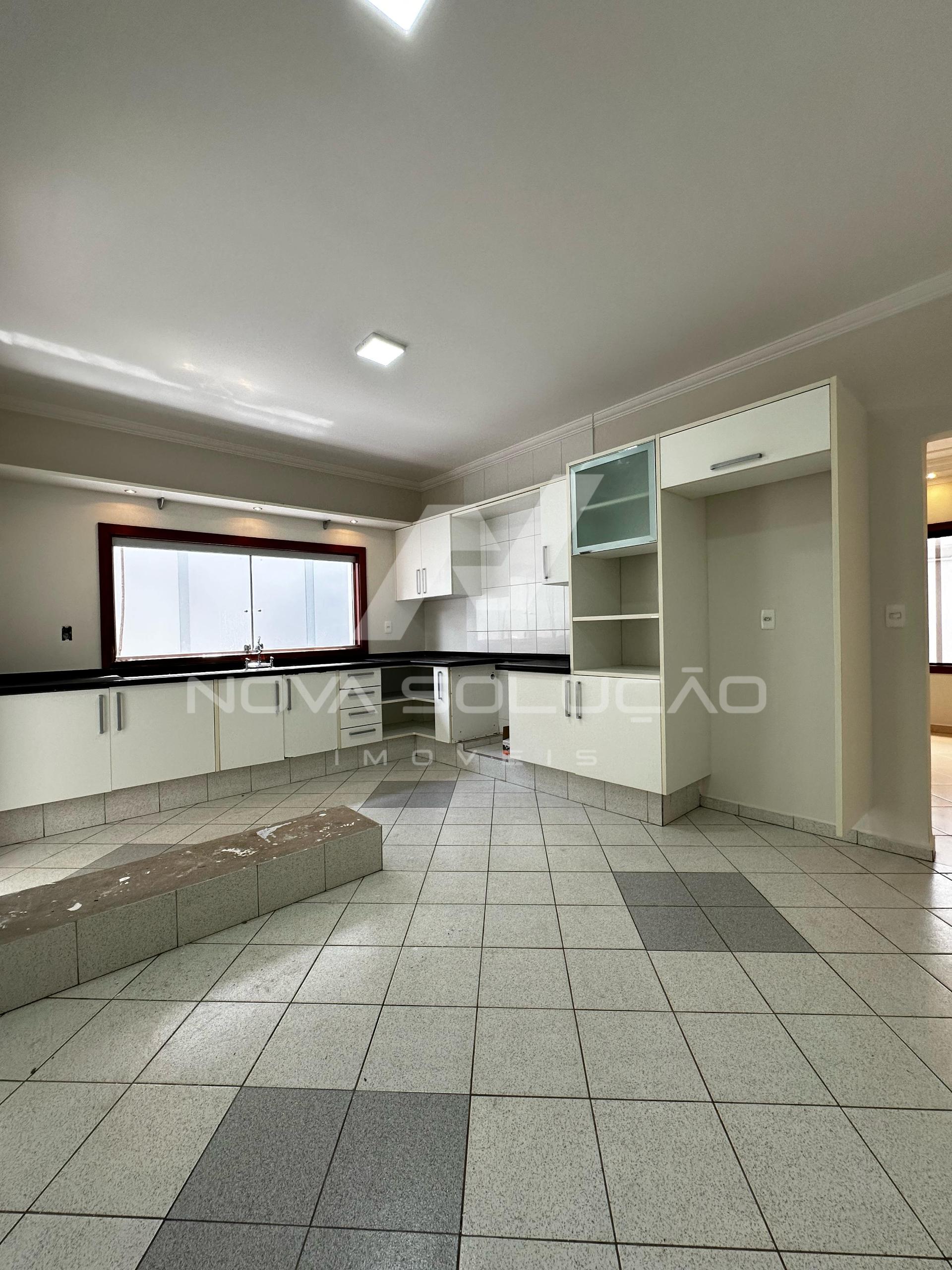 Casa com 2 dormitrios  venda, Jardim So Loureno, LIMEIRA - SP