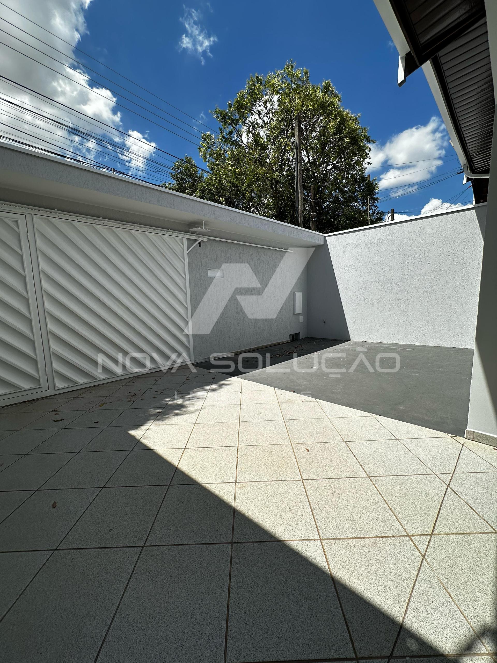 Casa com 2 dormitrios  venda, Jardim So Loureno, LIMEIRA - SP