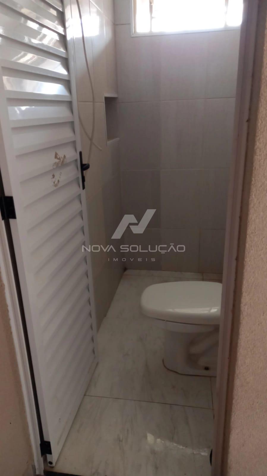 Casa com 2 dormitrios  venda, guas Da Serra, LIMEIRA - SP
