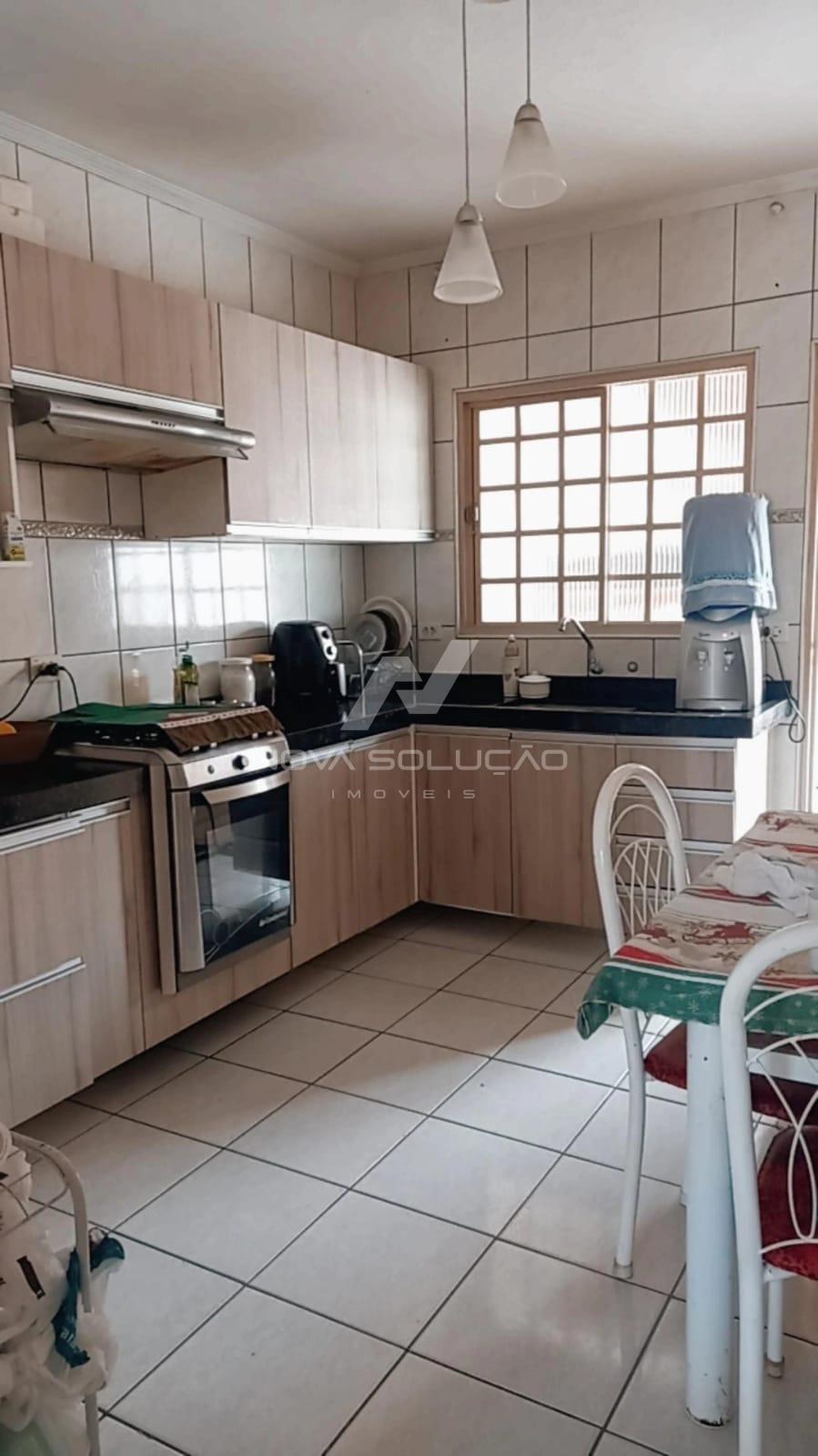 Casa com 2 dormitrios  venda, guas Da Serra, LIMEIRA - SP