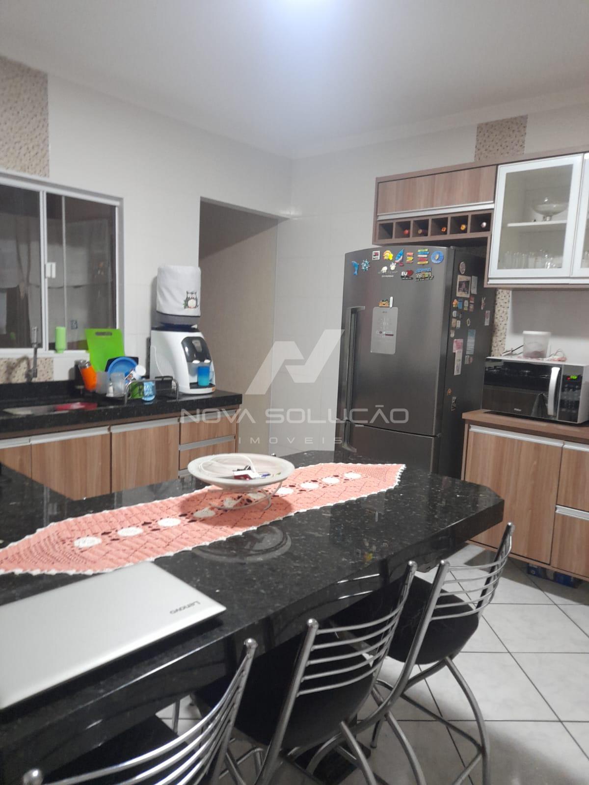 Casa com 3 dormitrios  venda, Jardim Lago Azul, LIMEIRA - SP