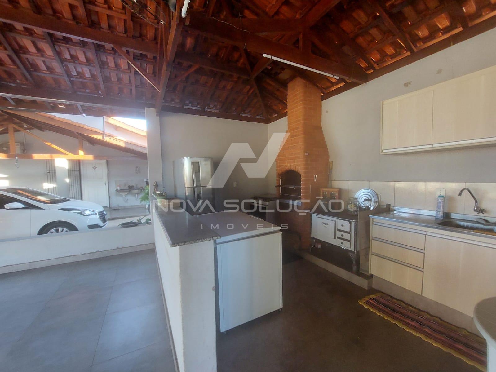 Chcara com 3 dormitrios  venda, Bairro Dos Pires, LIMEIRA - SP