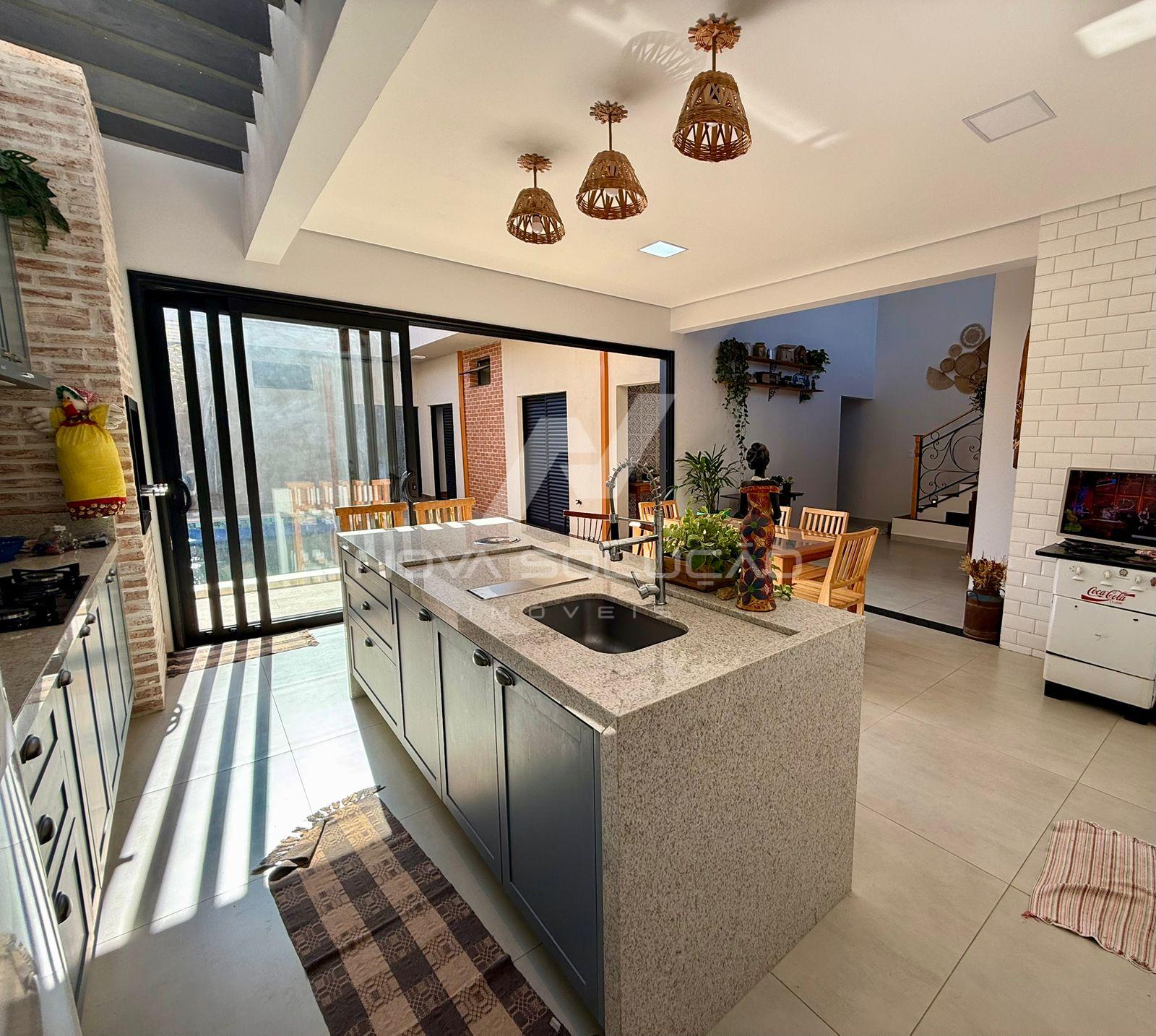 Casa com 4 dormitrios  venda,289.00 m , LIMEIRA - SP