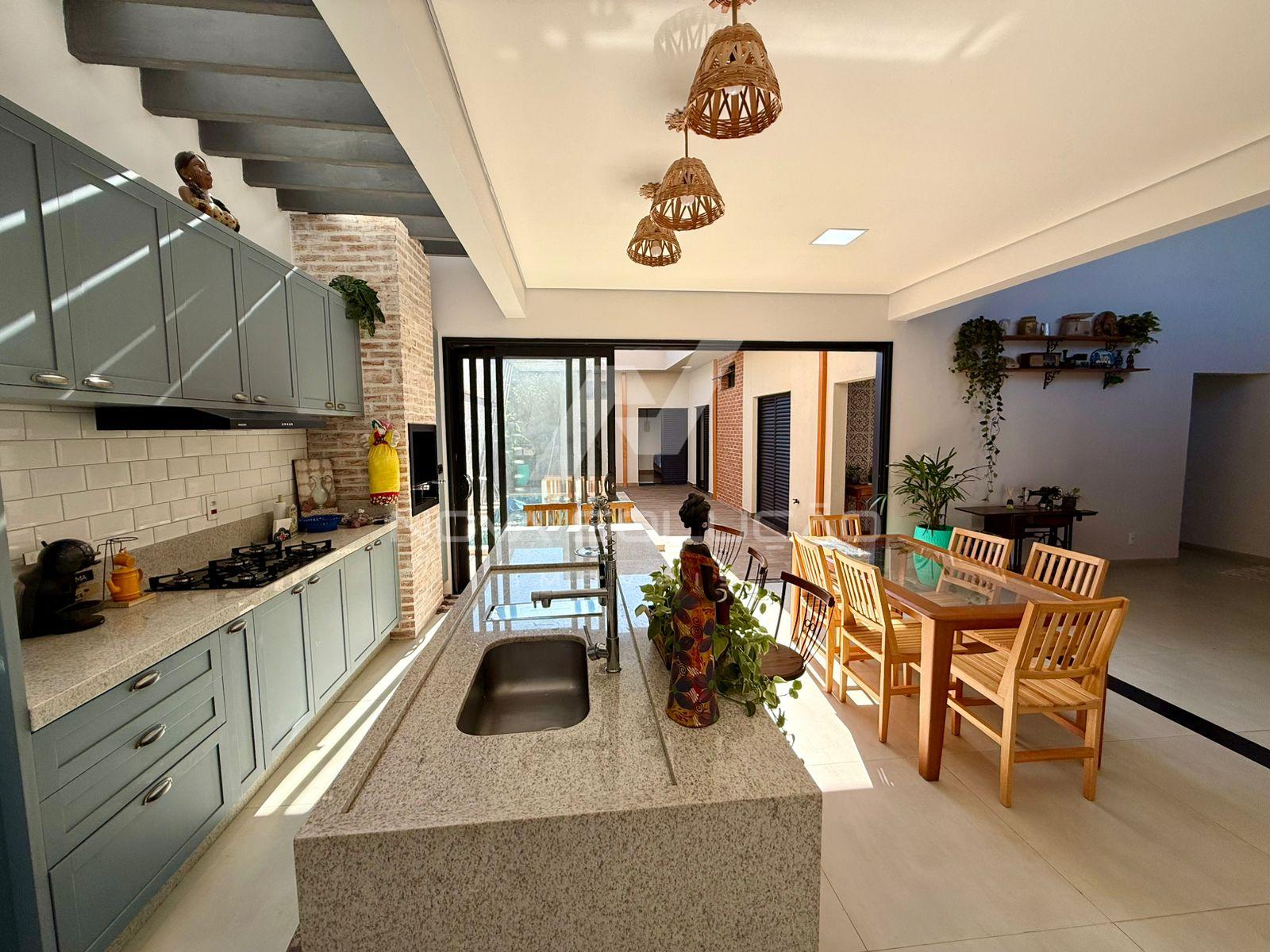 Casa com 4 dormitrios  venda,289.00 m , LIMEIRA - SP