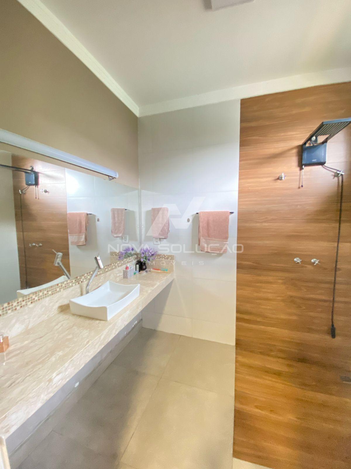 Casa com 2 dormitrios  venda,360.00 m , LIMEIRA - SP