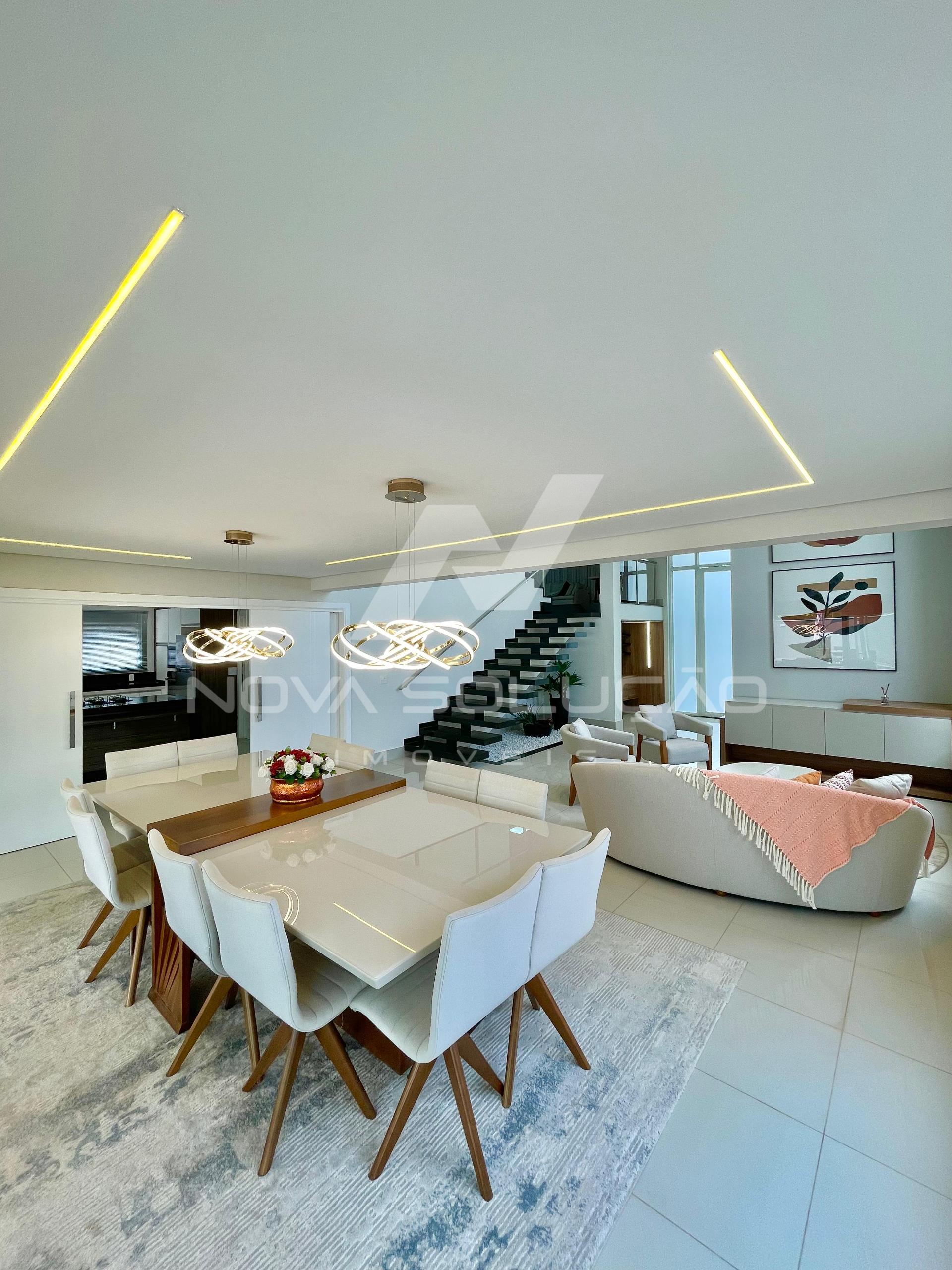 Casa com 3 dormitrios,525.00 m , Condomnio Greville, LIMEIRA - SP