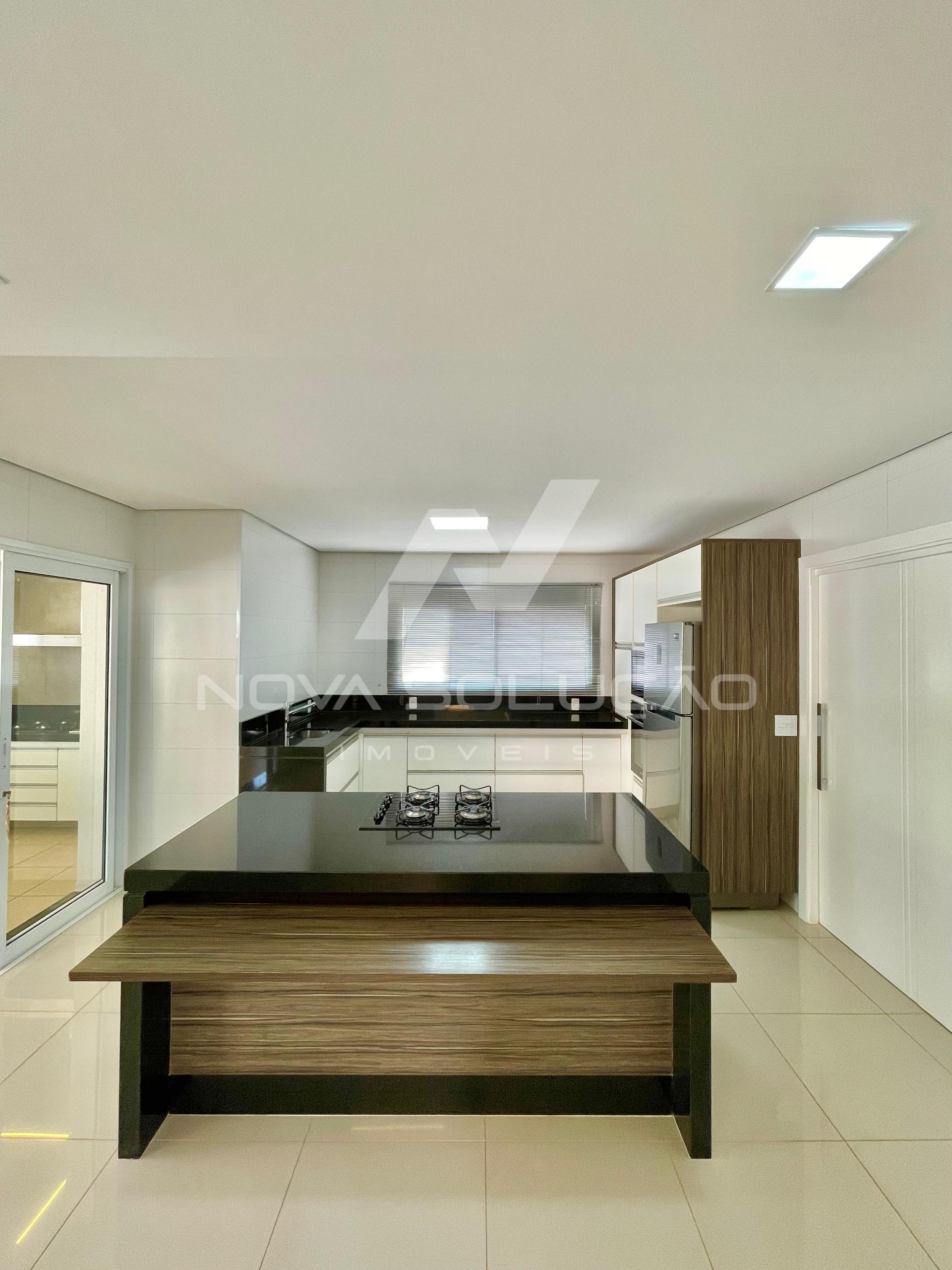 Casa com 3 dormitrios,525.00 m , Condomnio Greville, LIMEIRA - SP