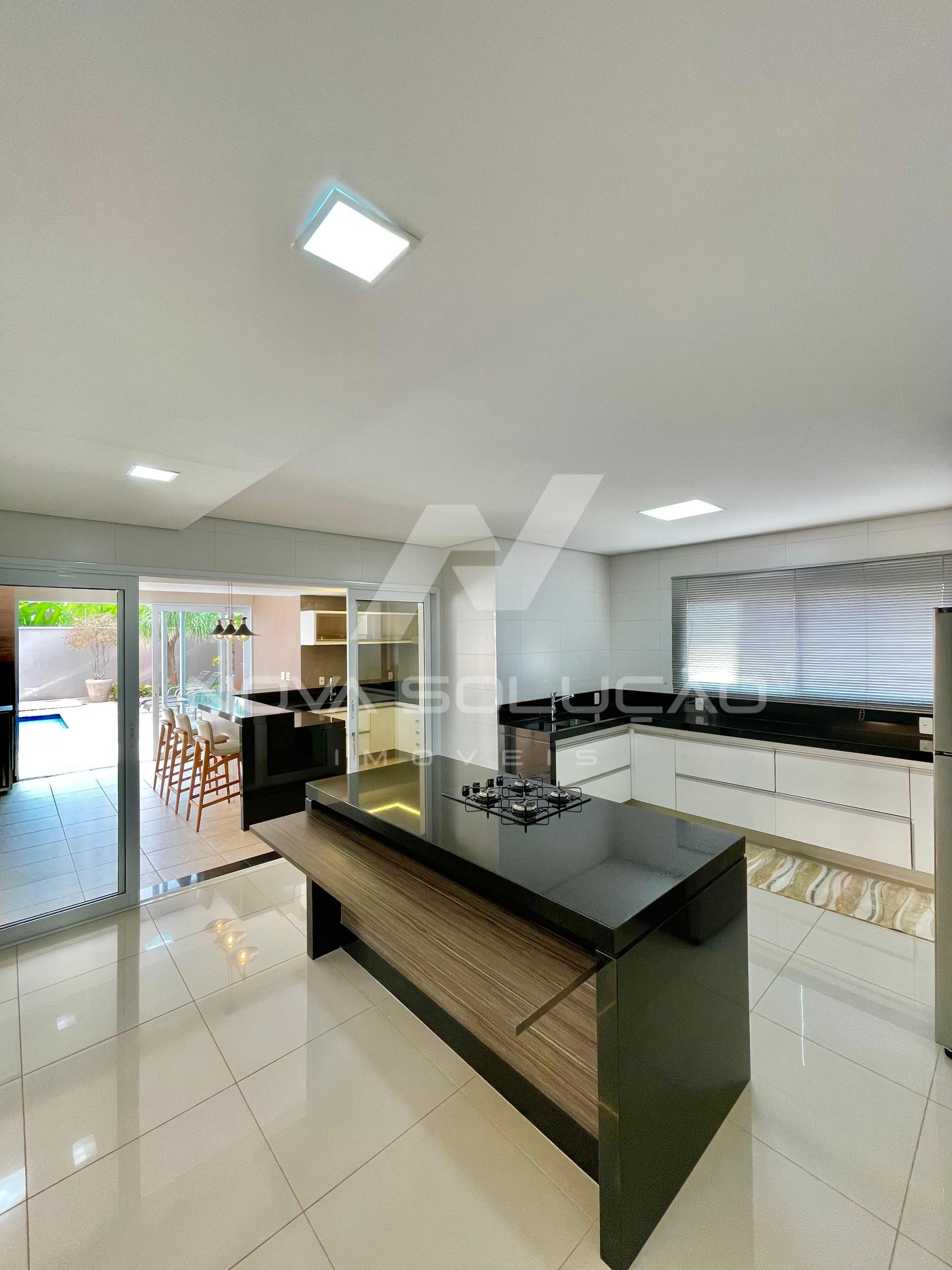 Casa com 3 dormitrios,525.00 m , Condomnio Greville, LIMEIRA - SP
