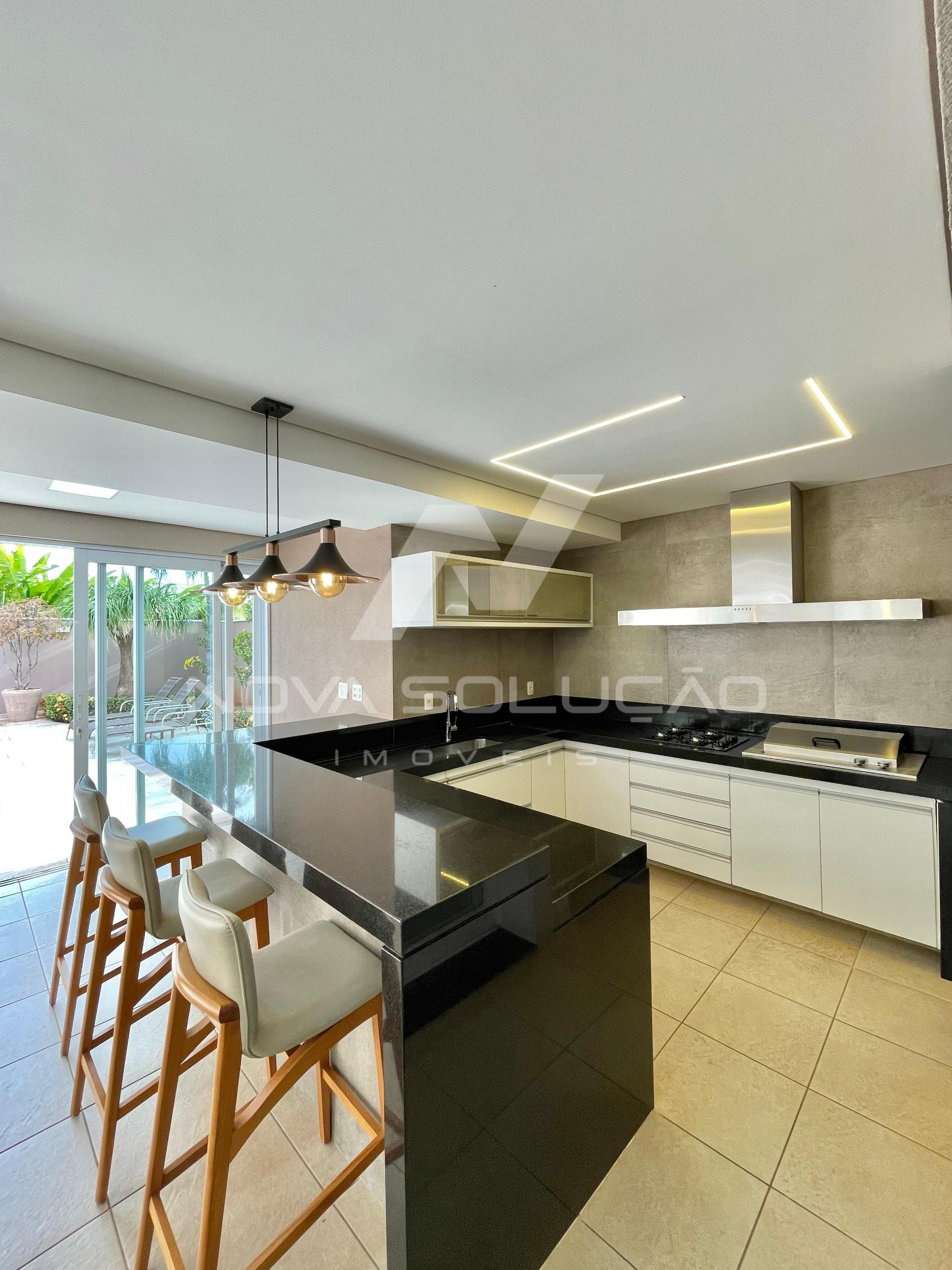Casa com 3 dormitrios,525.00 m , Condomnio Greville, LIMEIRA - SP