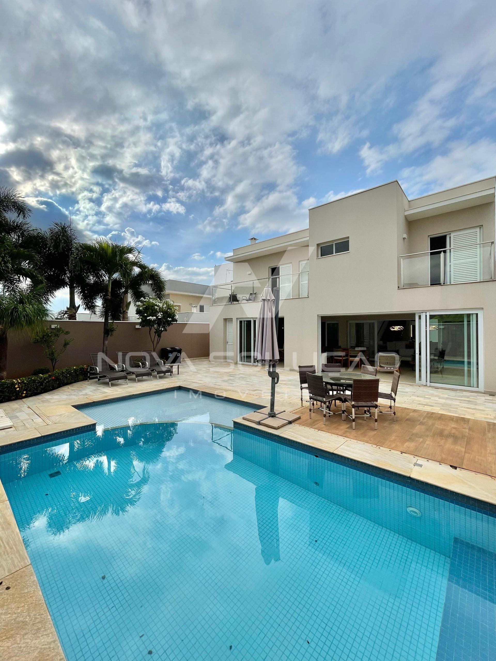 Casa com 3 dormitrios,525.00 m , Condomnio Greville, LIMEIRA - SP