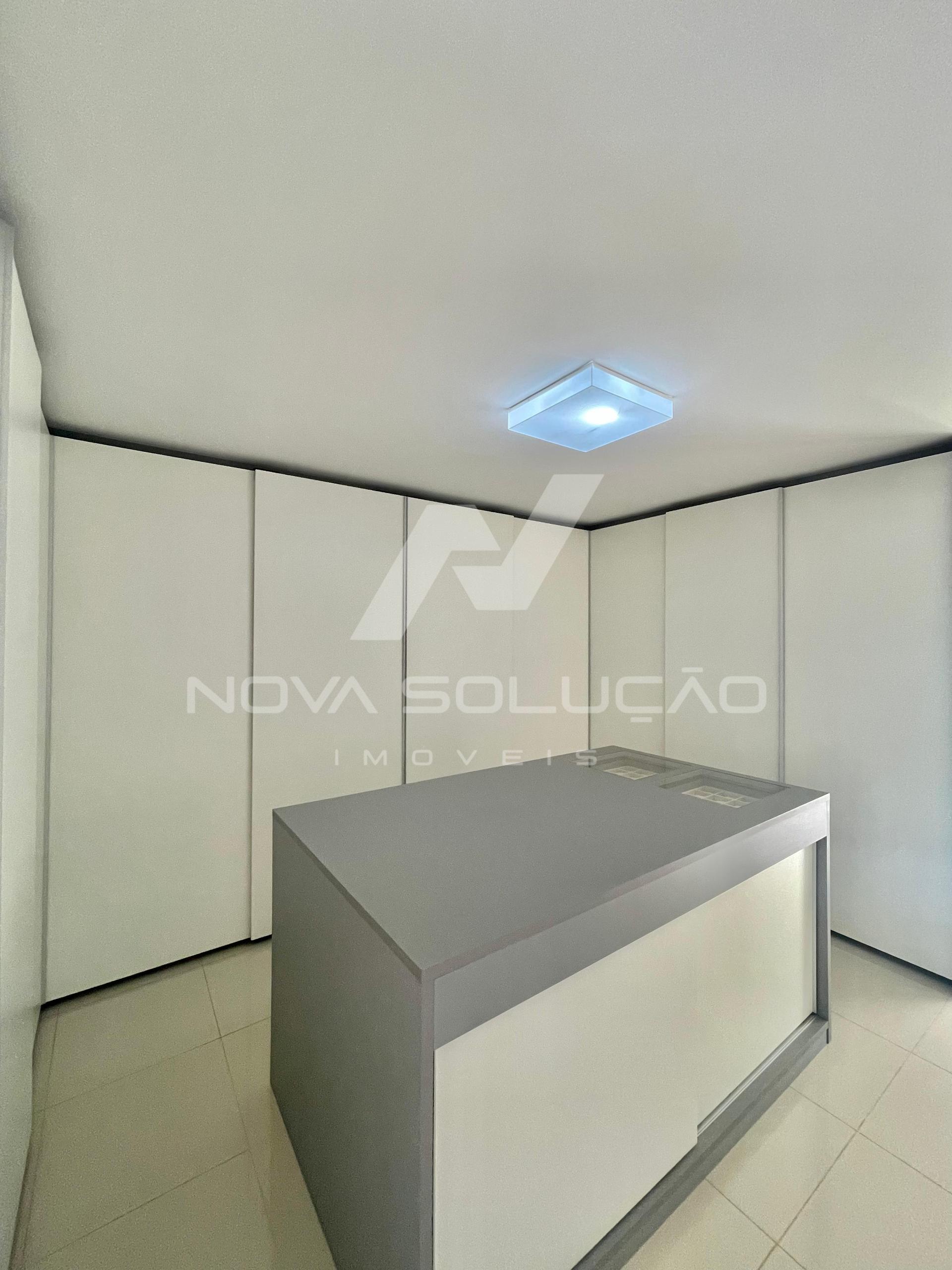Casa com 3 dormitrios,525.00 m , Condomnio Greville, LIMEIRA - SP