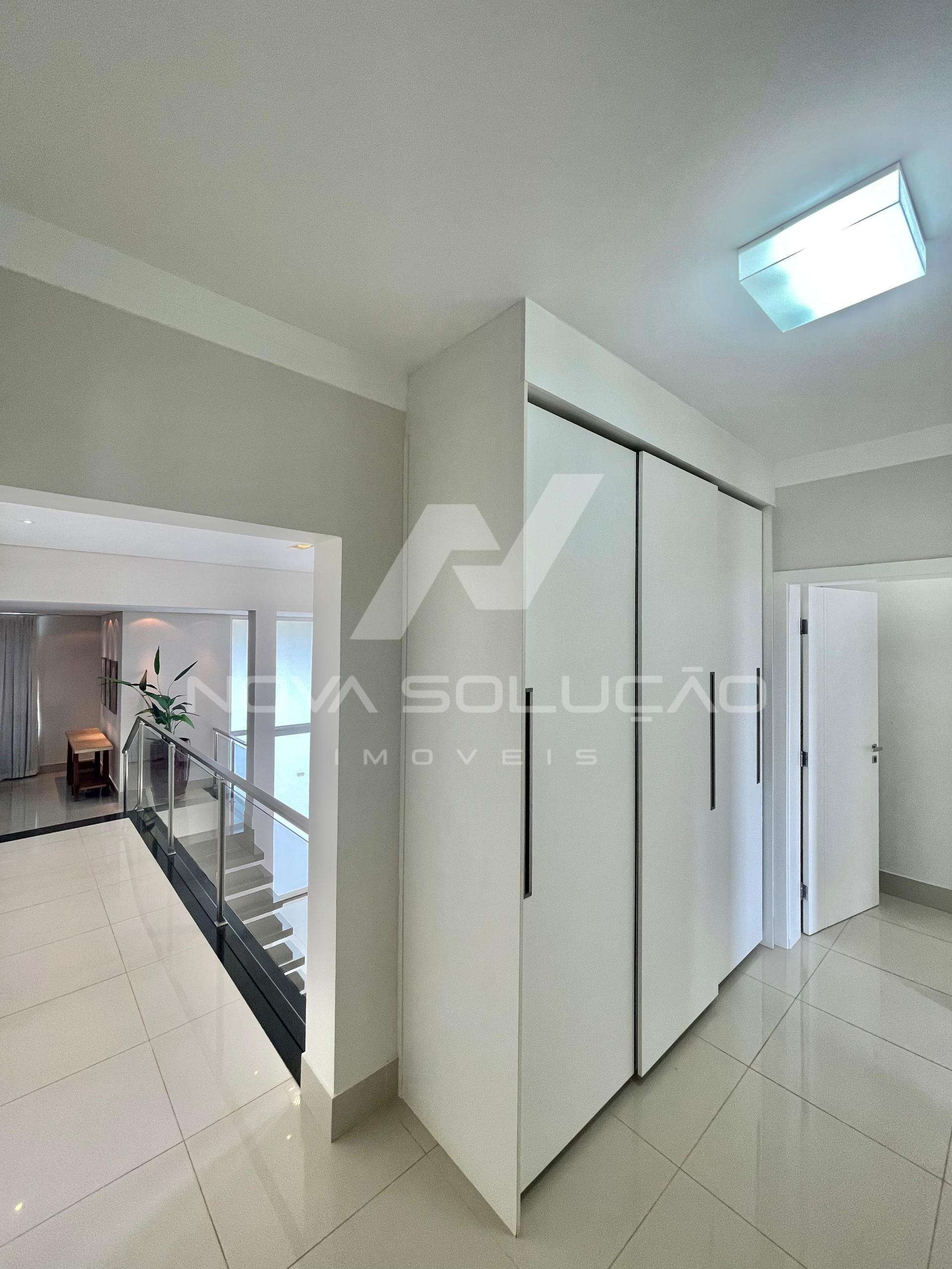 Casa com 3 dormitrios,525.00 m , Condomnio Greville, LIMEIRA - SP
