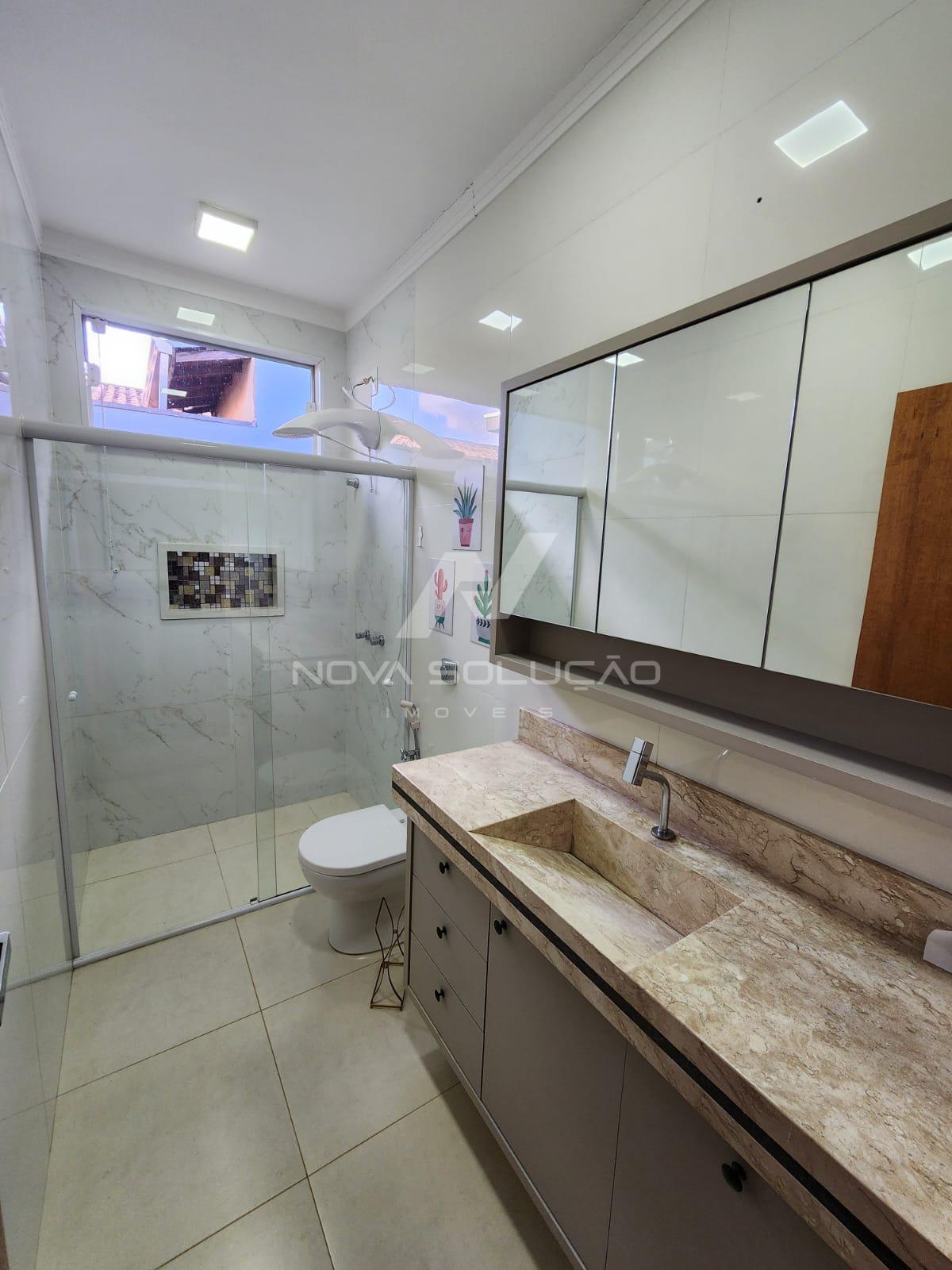 Casa com 3 dormitrios  venda, guas Da Serra, LIMEIRA - SP