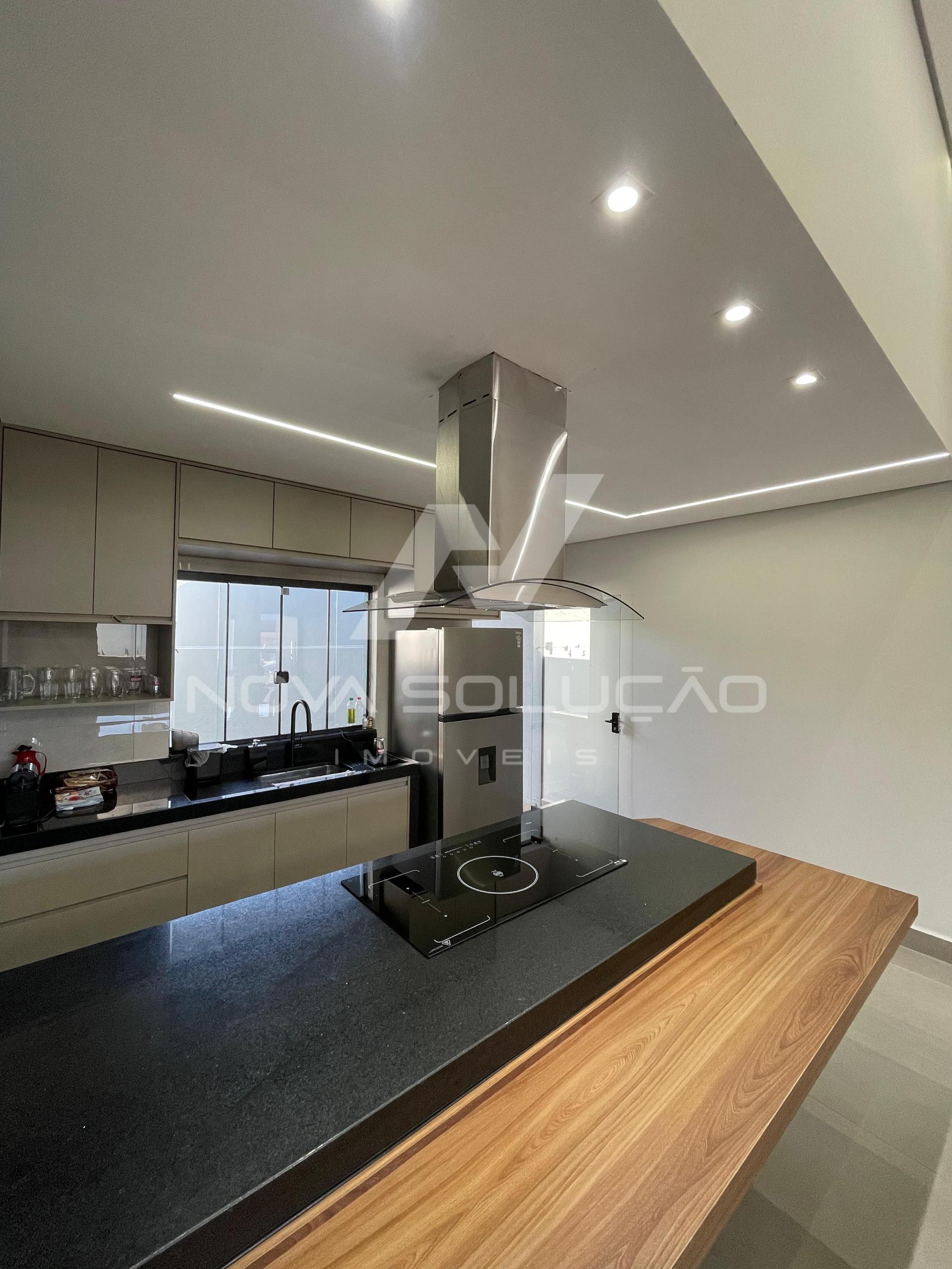 Casa com 2 dormitrios  venda, Colinas do Engenho, LIMEIRA - SP