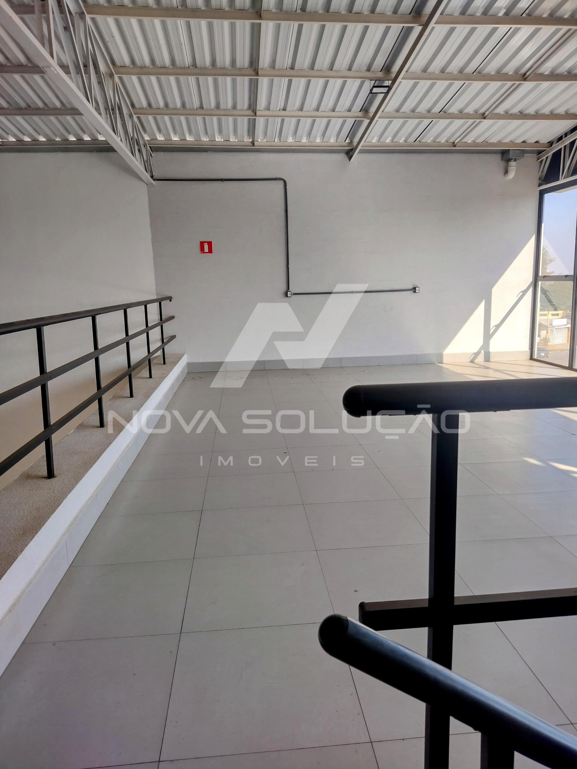 Barraco  venda, Jardim Porto Real IV, LIMEIRA - SP