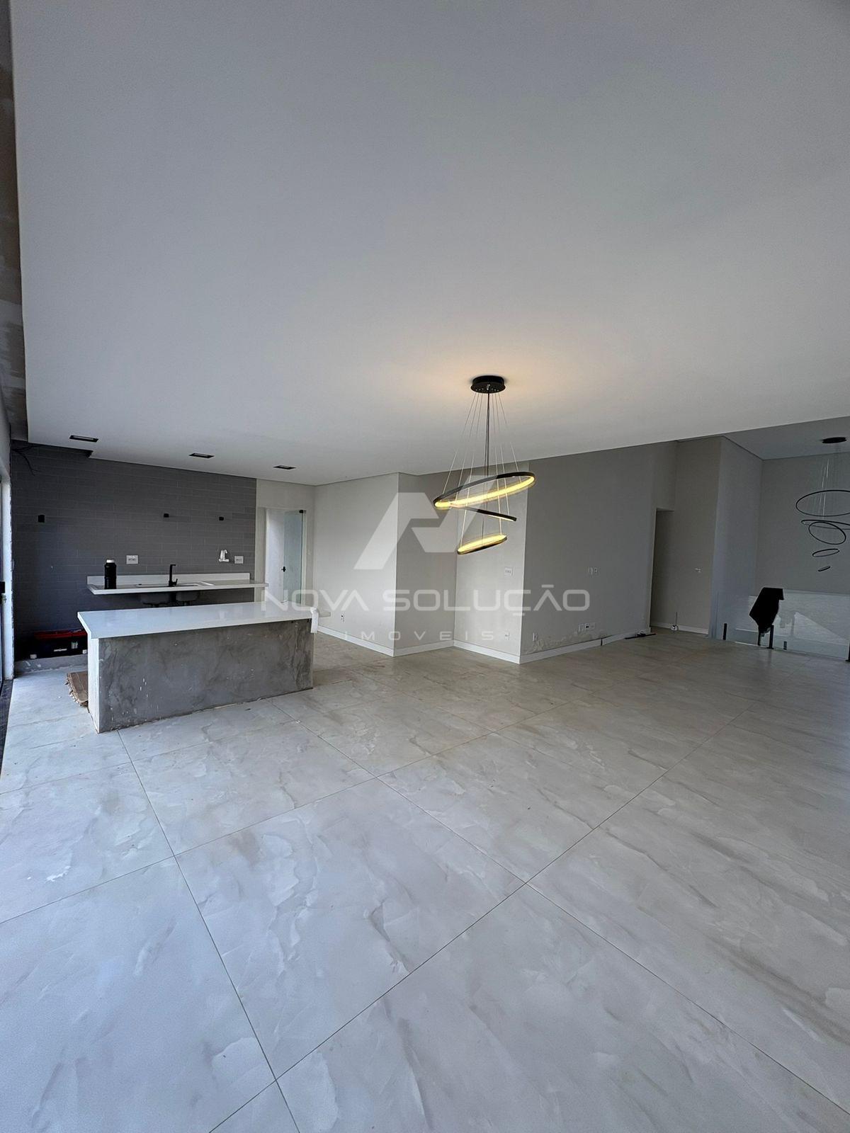 Sobrado com 3 dormitrios, Condomnio Porto Real V, LIMEIRA - SP