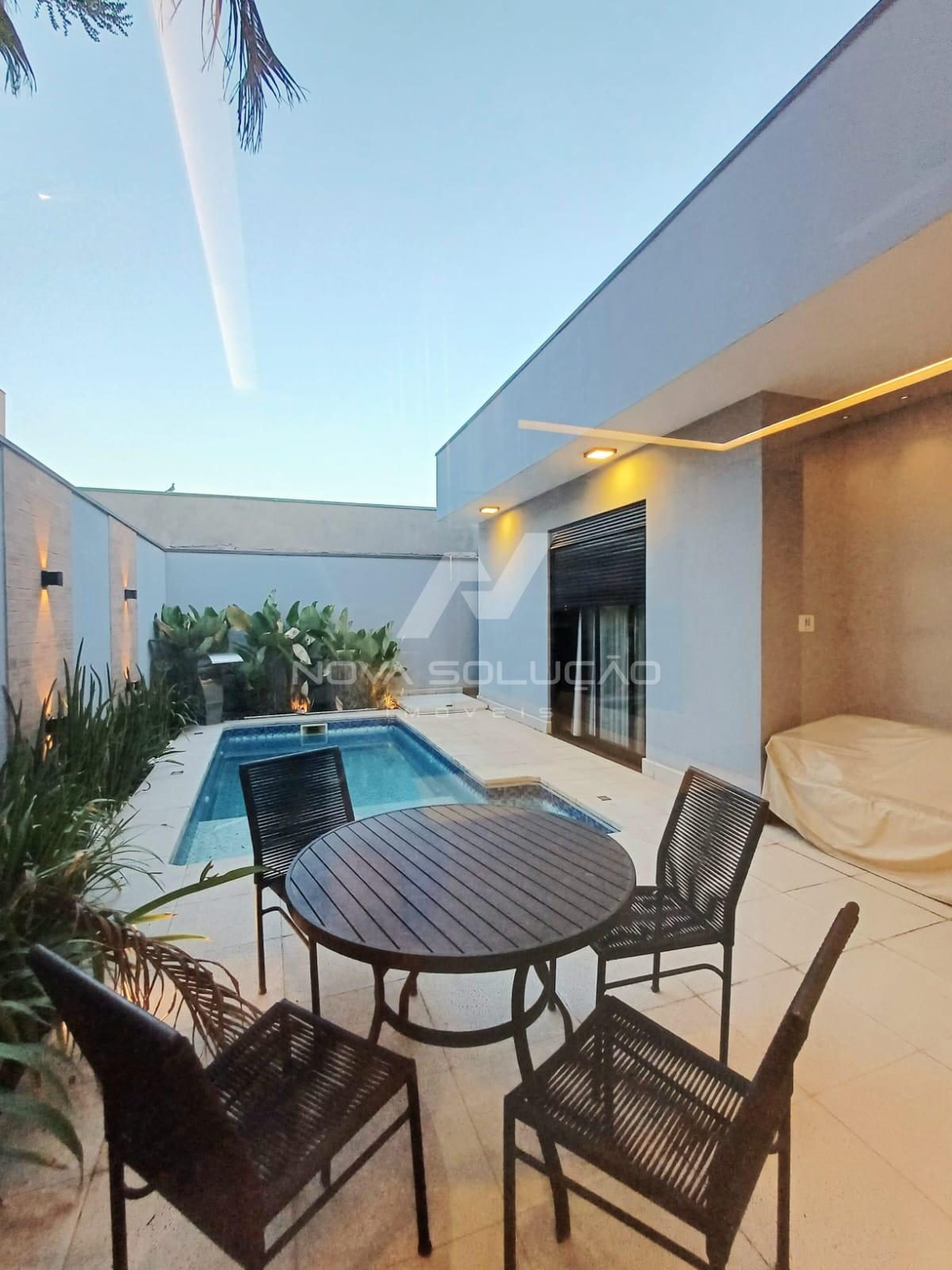 Casa com 3 dormitrios  venda,303.00 m , LIMEIRA - SP