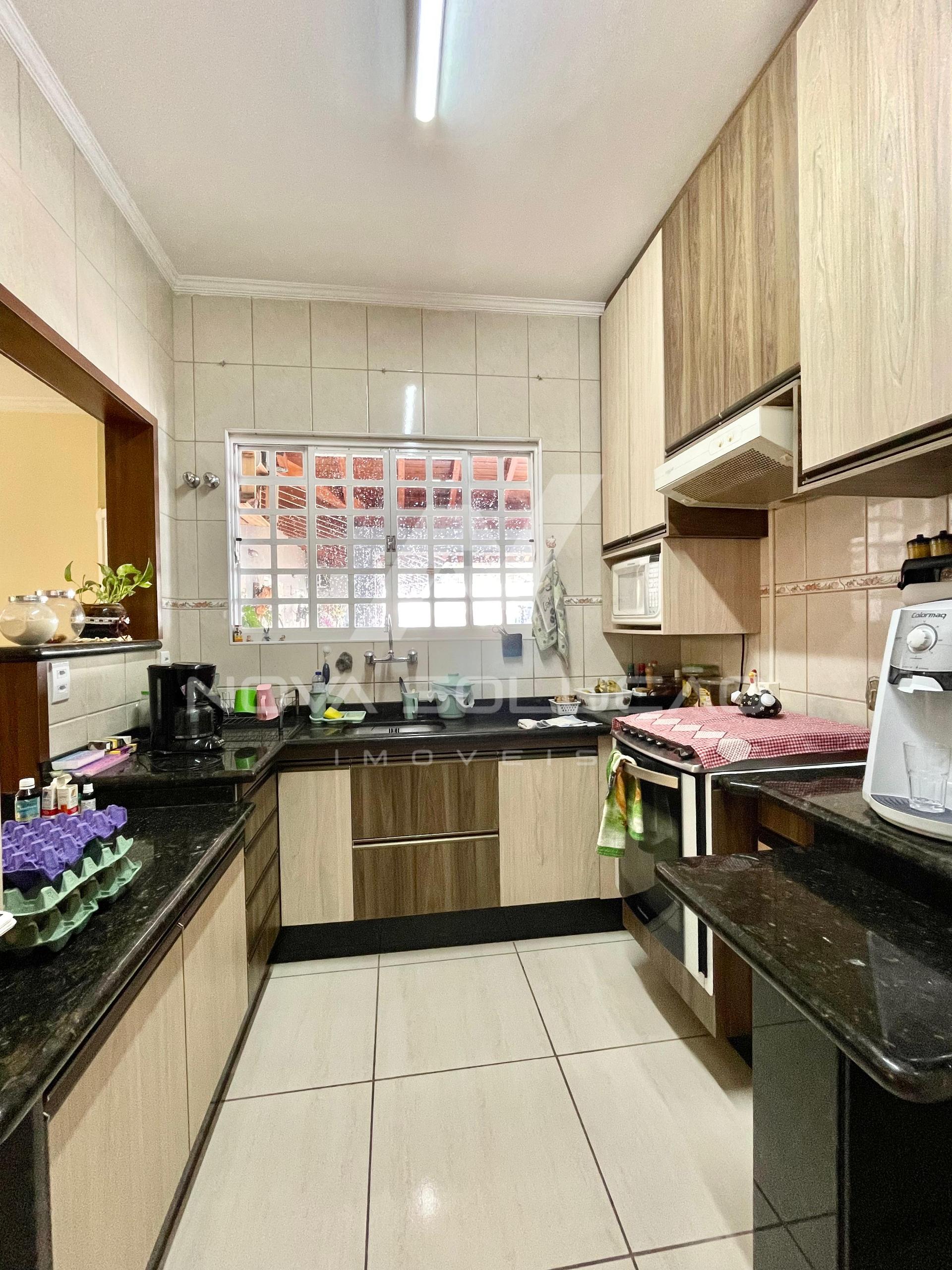 Casa com 2 dormitrios  venda, Jardim Santa Amlia, LIMEIRA - SP