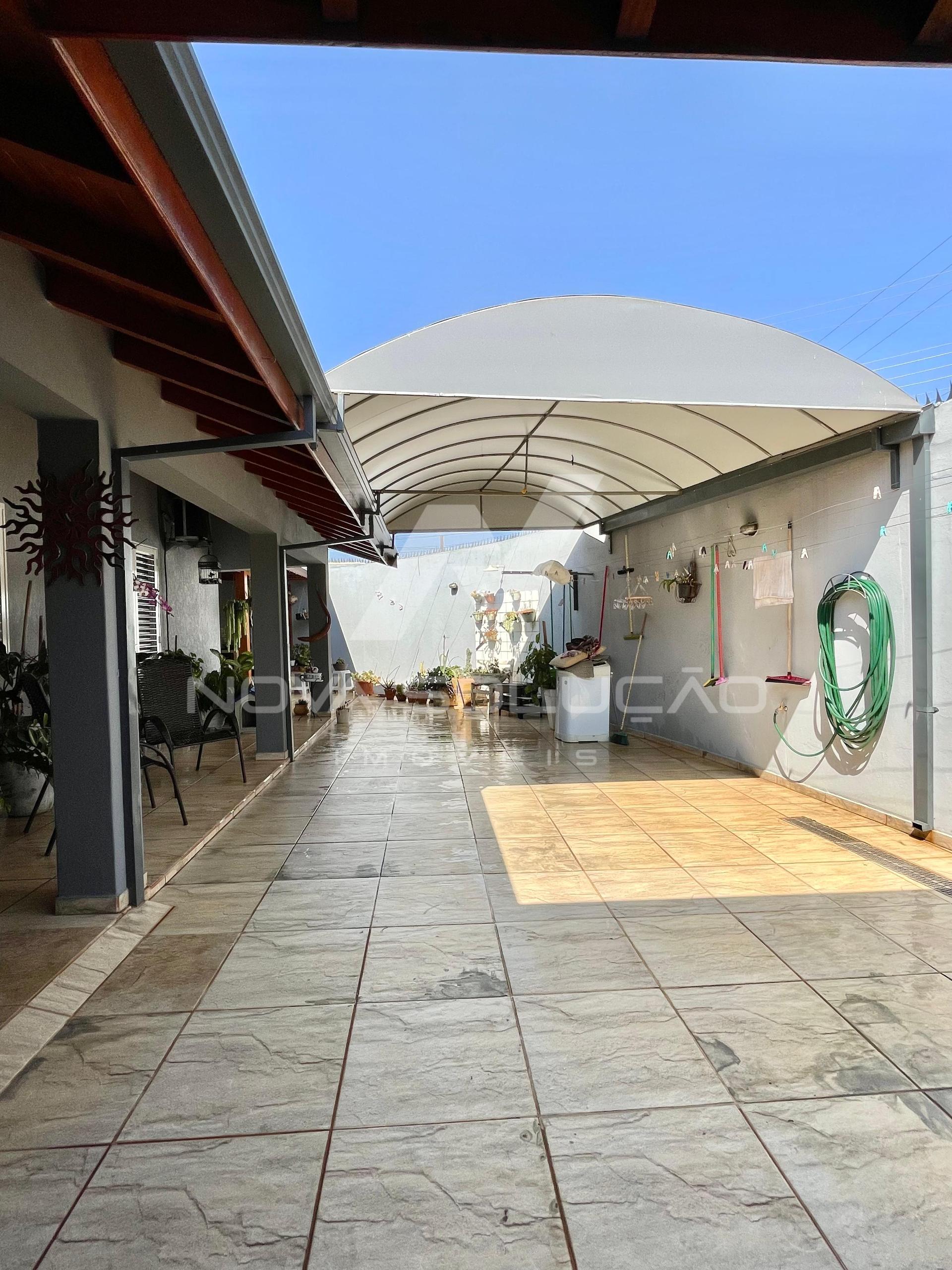 Casa com 2 dormitrios  venda, Jardim Santa Amlia, LIMEIRA - SP