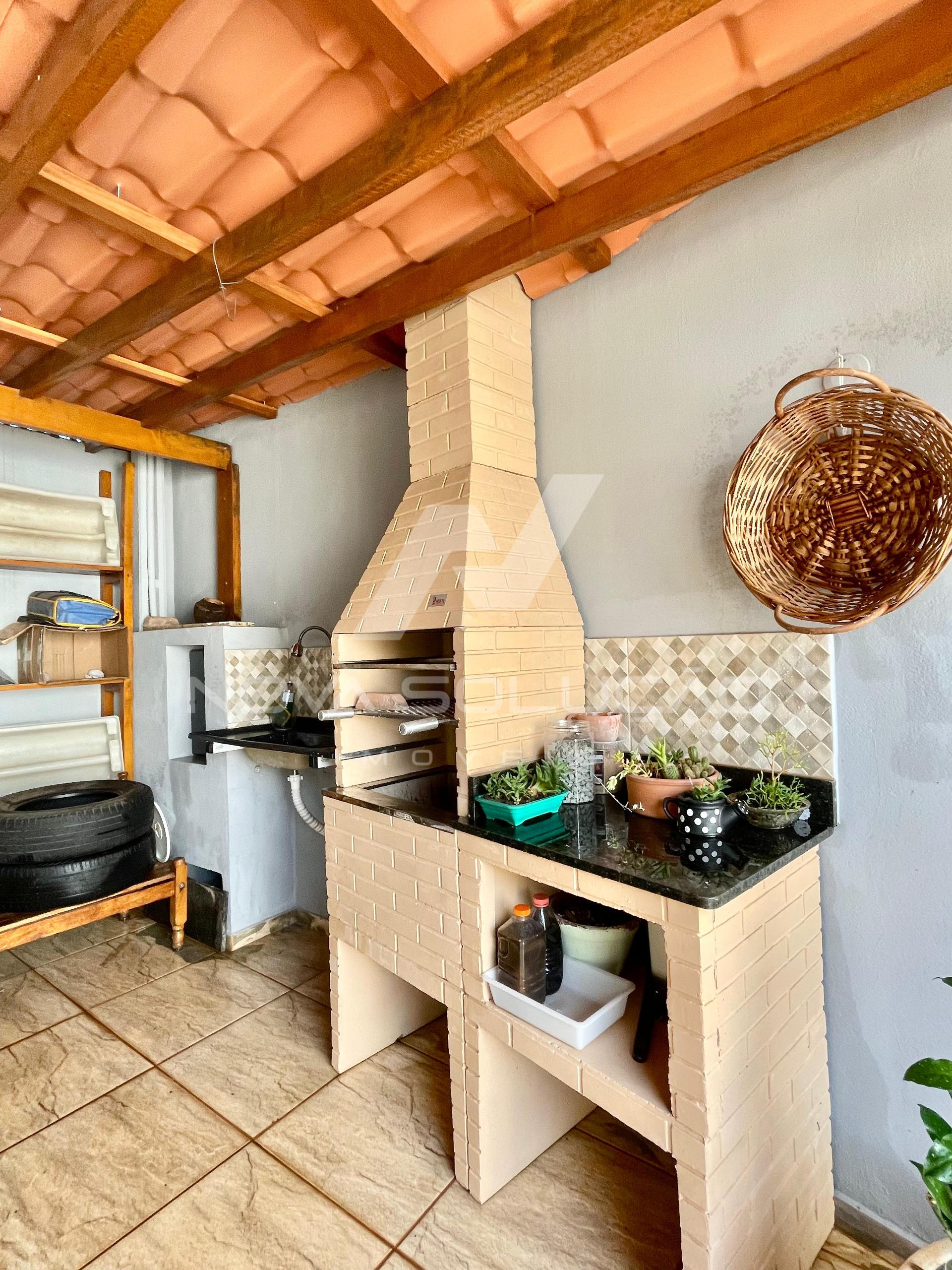 Casa com 2 dormitrios  venda, Jardim Santa Amlia, LIMEIRA - SP