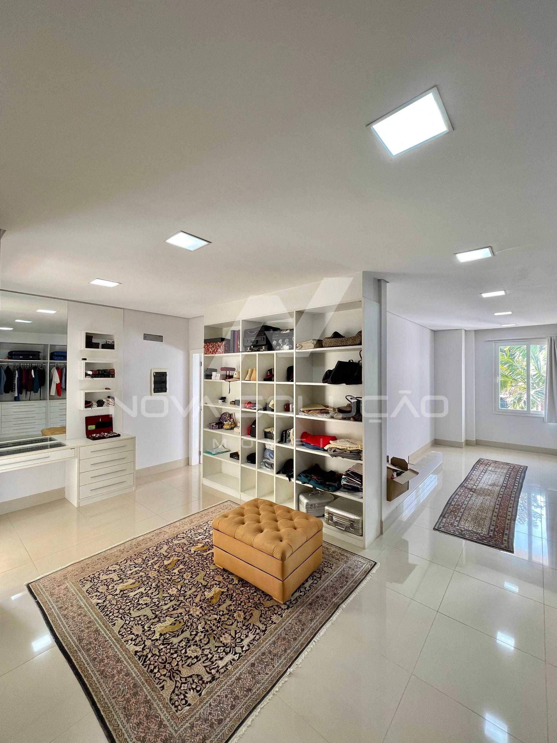 Sobrado com 4 dormitrios  venda, Condomnio Monte Carlo, LIMEIRA - SP