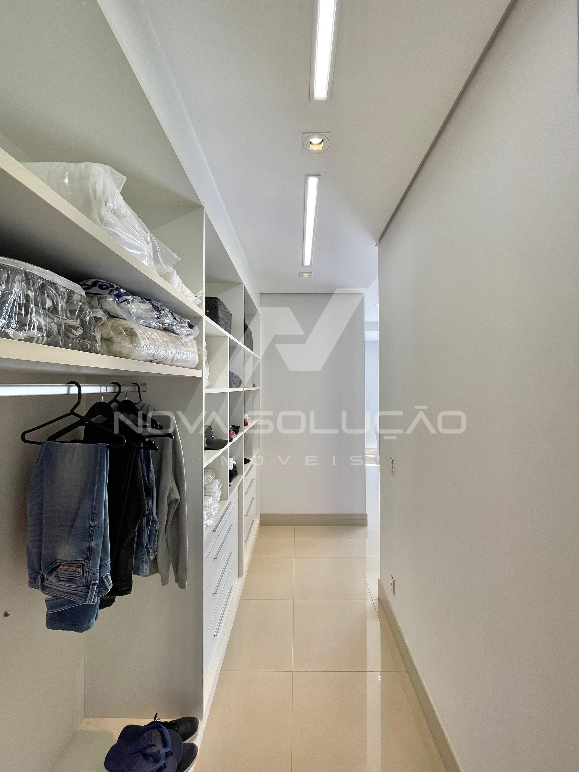 Sobrado com 4 dormitrios  venda, Condomnio Monte Carlo, LIMEIRA - SP