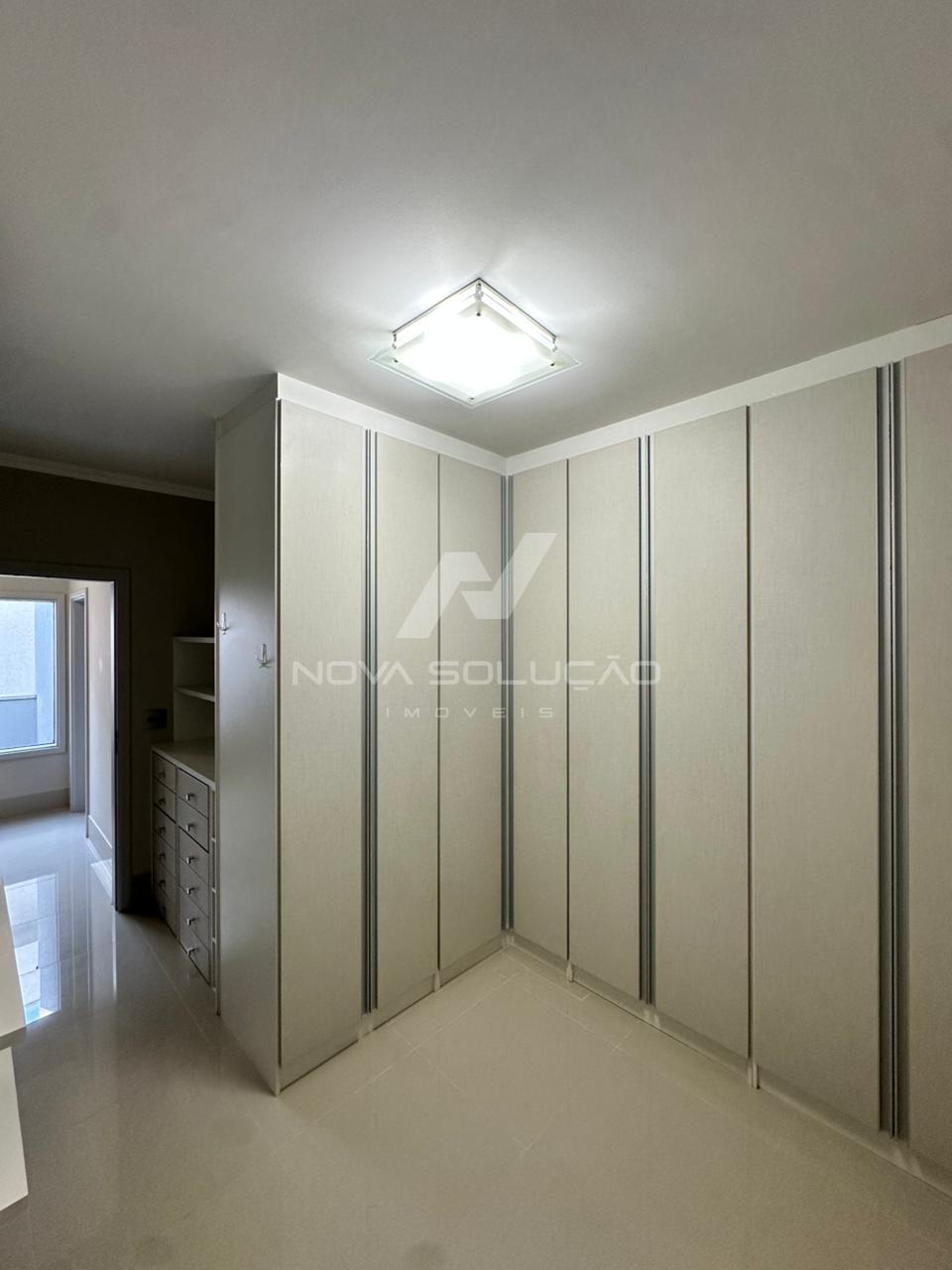 Sobrado com 4 dormit�rios � venda, Condom�nio Residencial Flora, LIMEIRA - SP