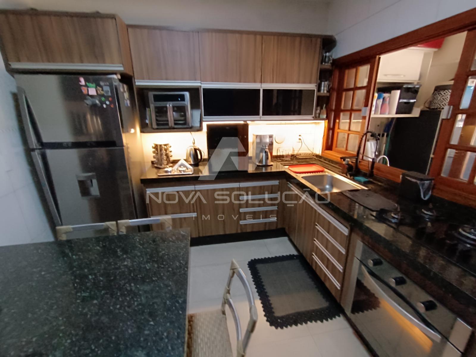 Casa com 4 dormit�rios � venda,300.00 m , LIMEIRA - SP