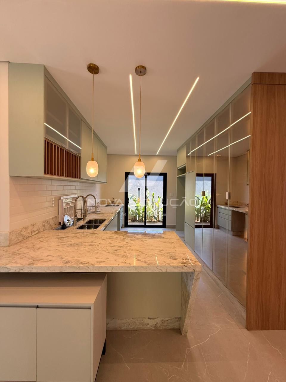 Casa com 3 dormitrios  venda,300.00 m , LIMEIRA - SP