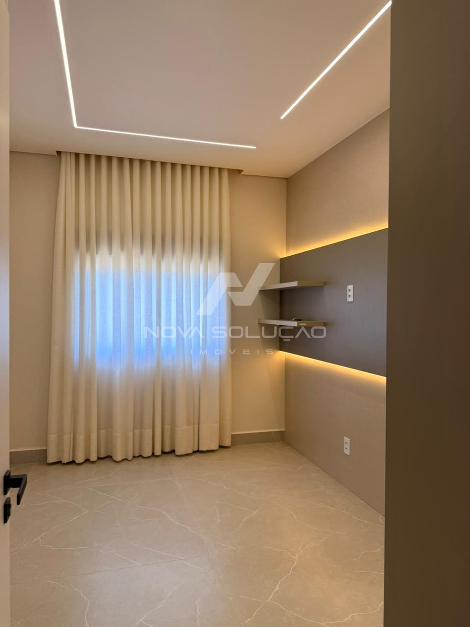 Casa com 3 dormitrios  venda,300.00 m , LIMEIRA - SP