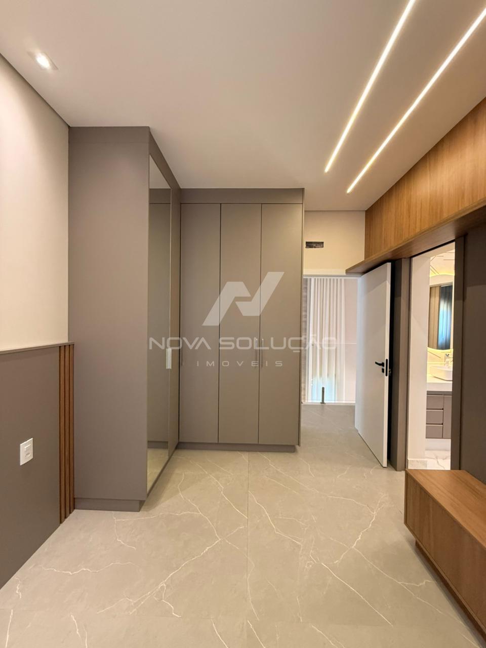 Casa com 3 dormitrios  venda,300.00 m , LIMEIRA - SP