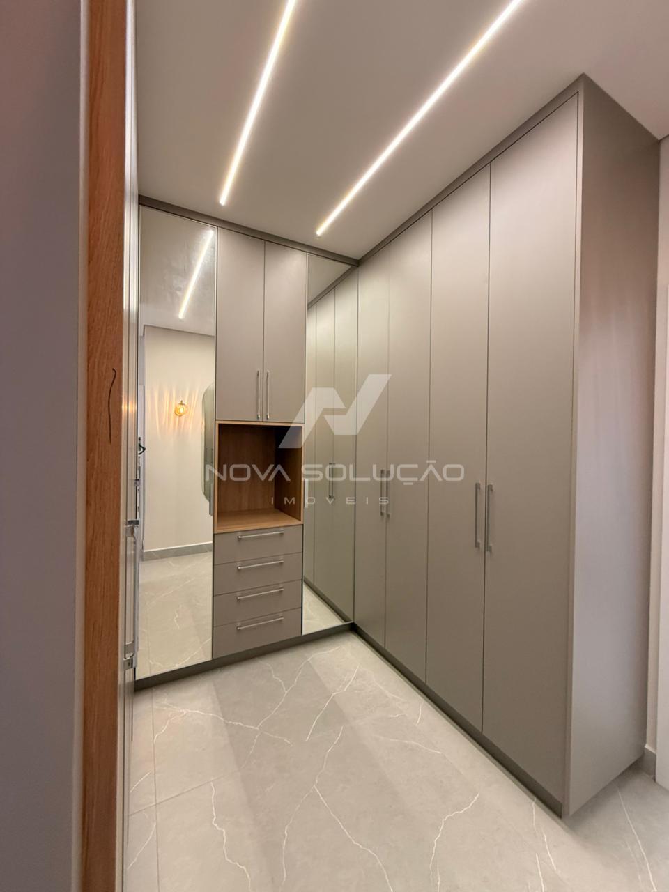 Casa com 3 dormitrios  venda,300.00 m , LIMEIRA - SP