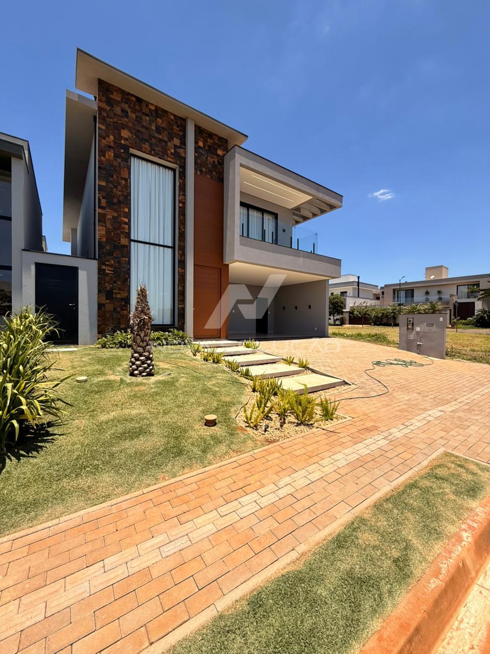 Casa com 3 dormitrios  venda,300.00 m , LIMEIRA - SP