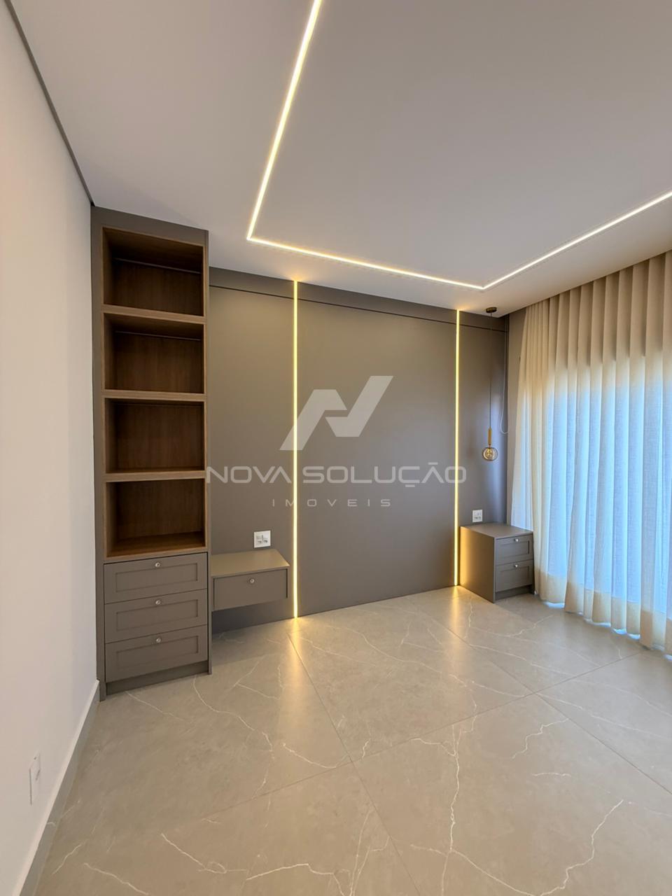 Casa com 3 dormitrios  venda,300.00 m , LIMEIRA - SP