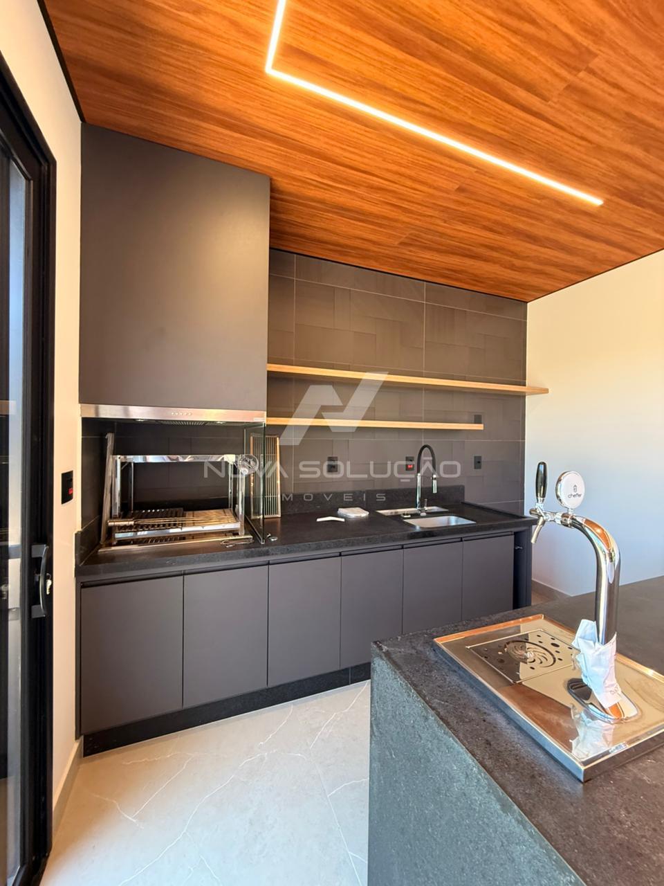 Casa com 3 dormitrios  venda,300.00 m , LIMEIRA - SP