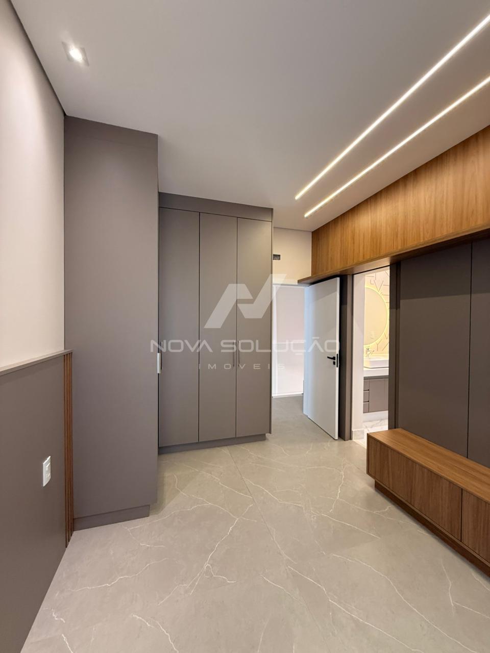 Casa com 3 dormitrios  venda,300.00 m , LIMEIRA - SP