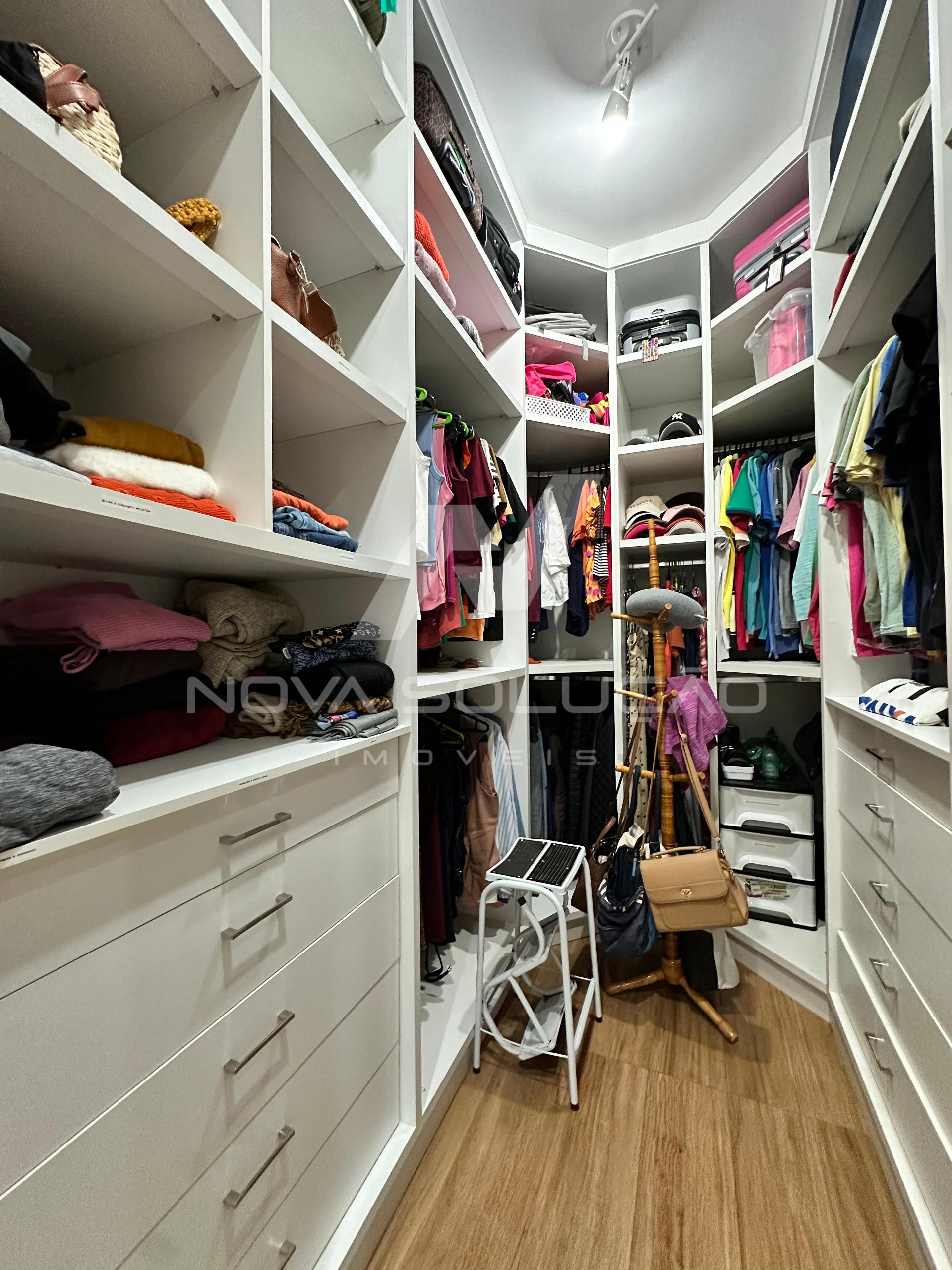 Condom�nio com 3 dormit�rios � venda, Condom�nio Roland I, LIMEIRA - SP