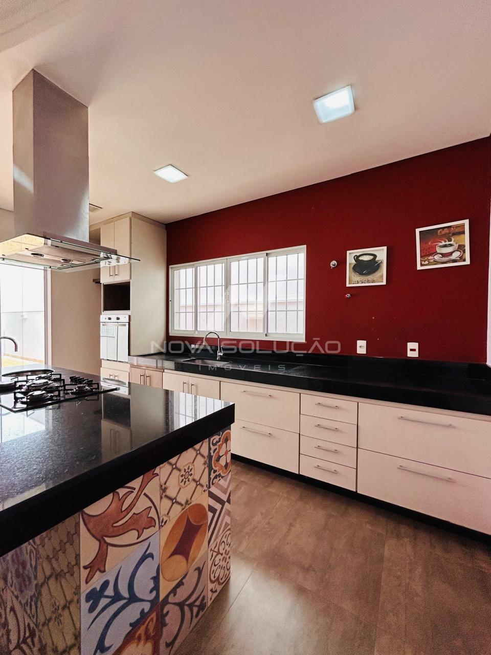 Casa com 4 dormit�rios � venda, Vila Claudia, LIMEIRA - SP